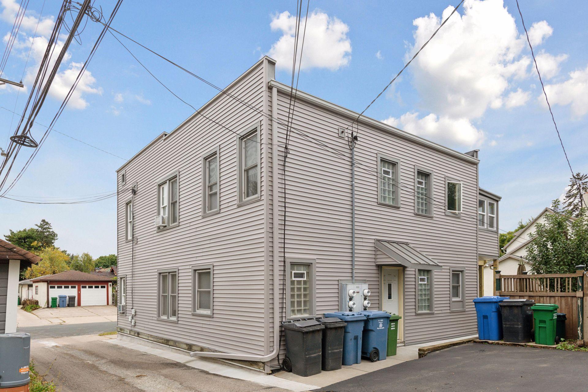 14 W 47th Street Property Photo 4