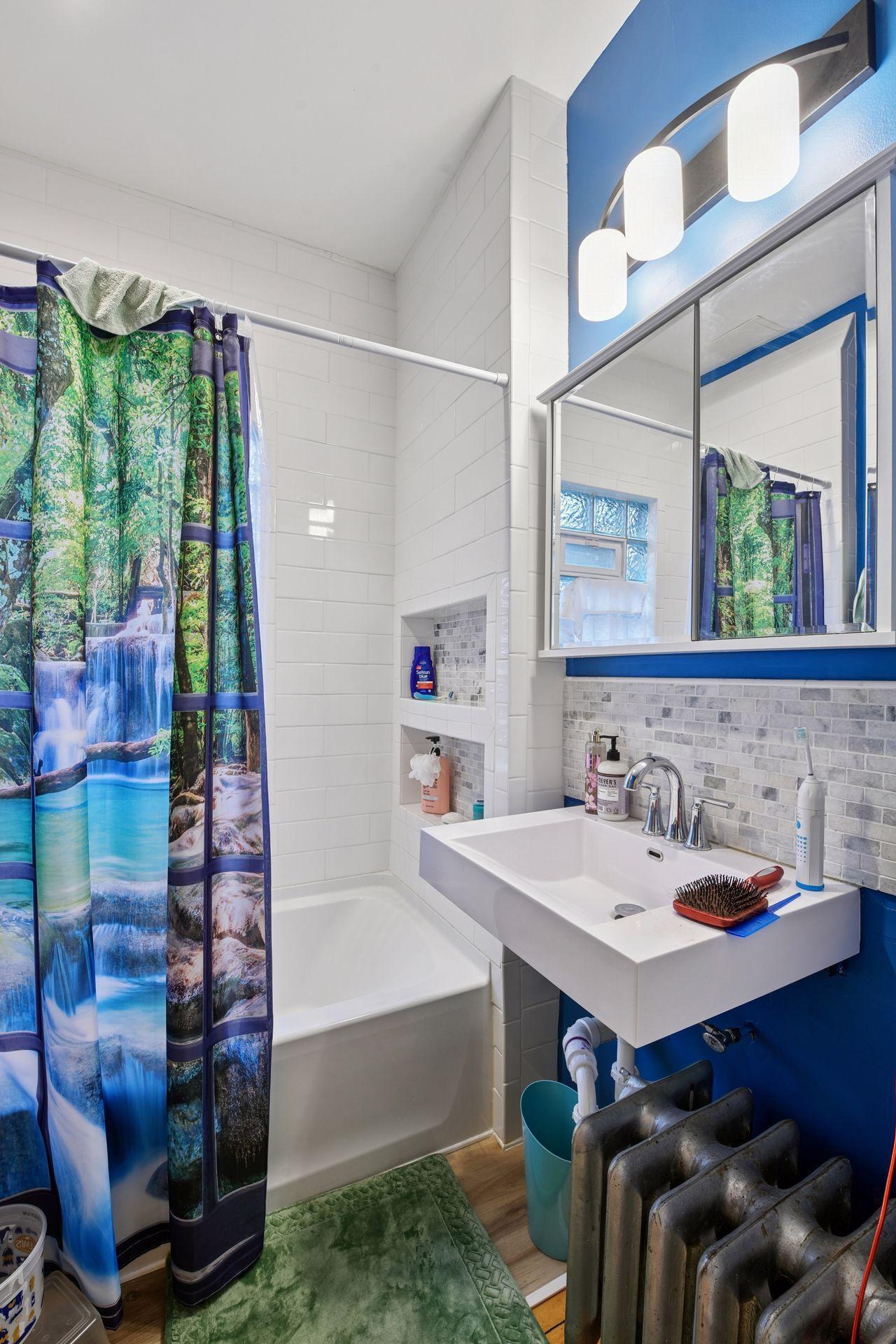 14 W 47th Street Property Photo 14