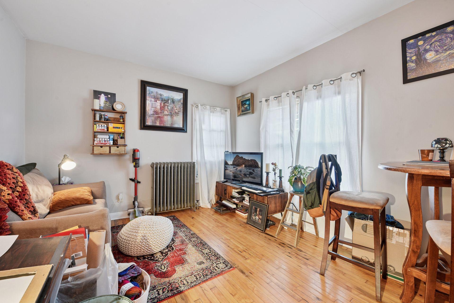 14 W 47th Street Property Photo 18