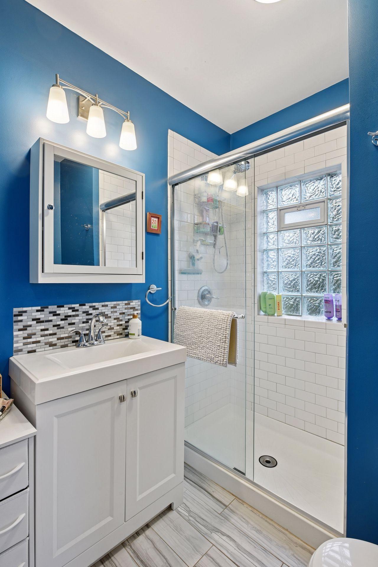 14 W 47th Street Property Photo 36