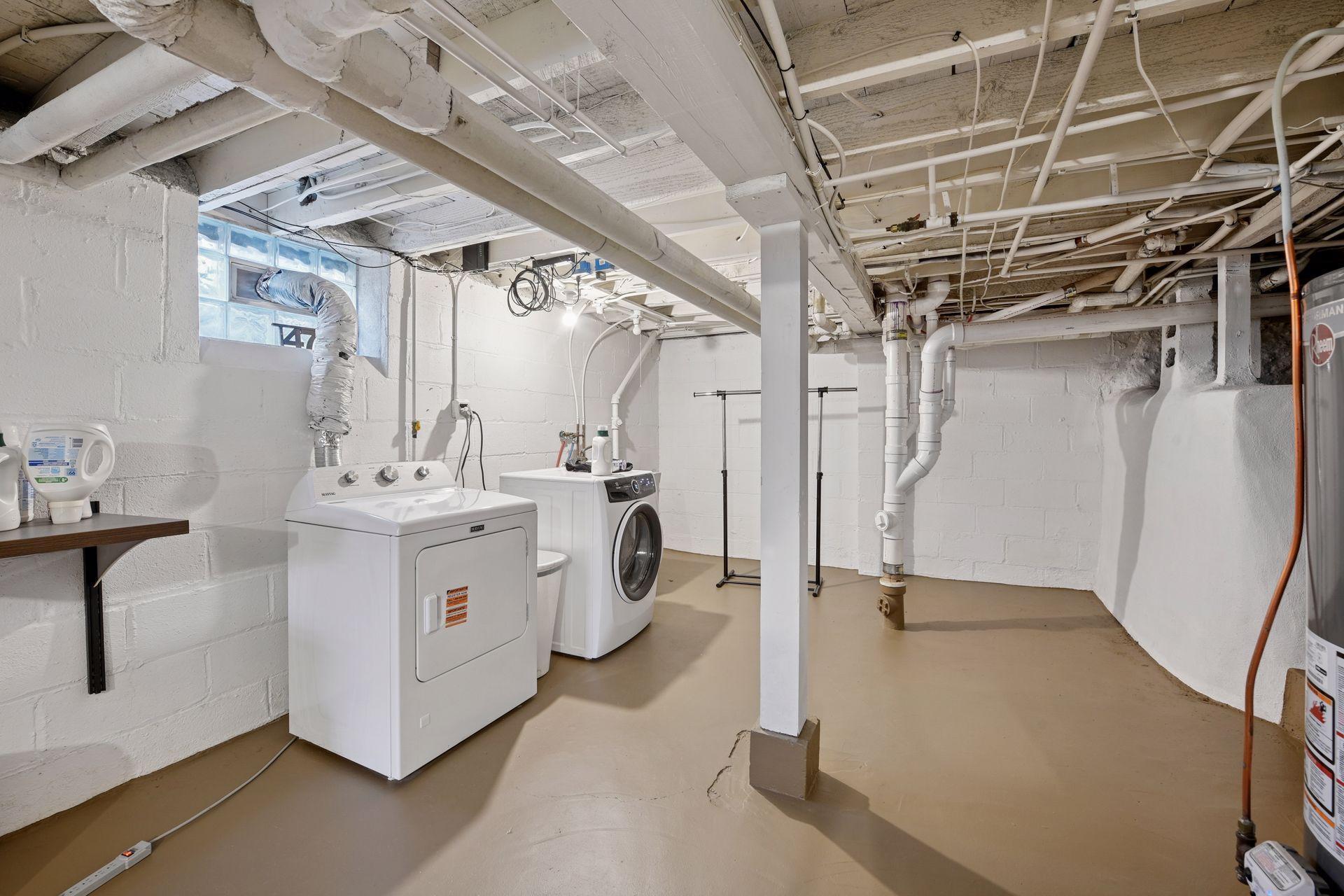 14 W 47th Street Property Photo 39