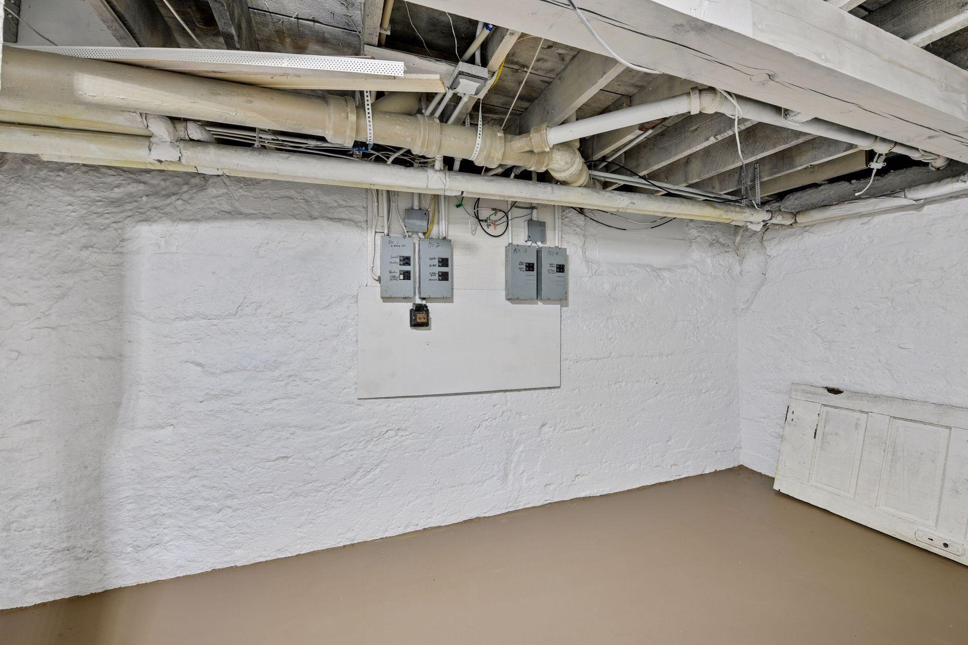 14 W 47th Street Property Photo 41