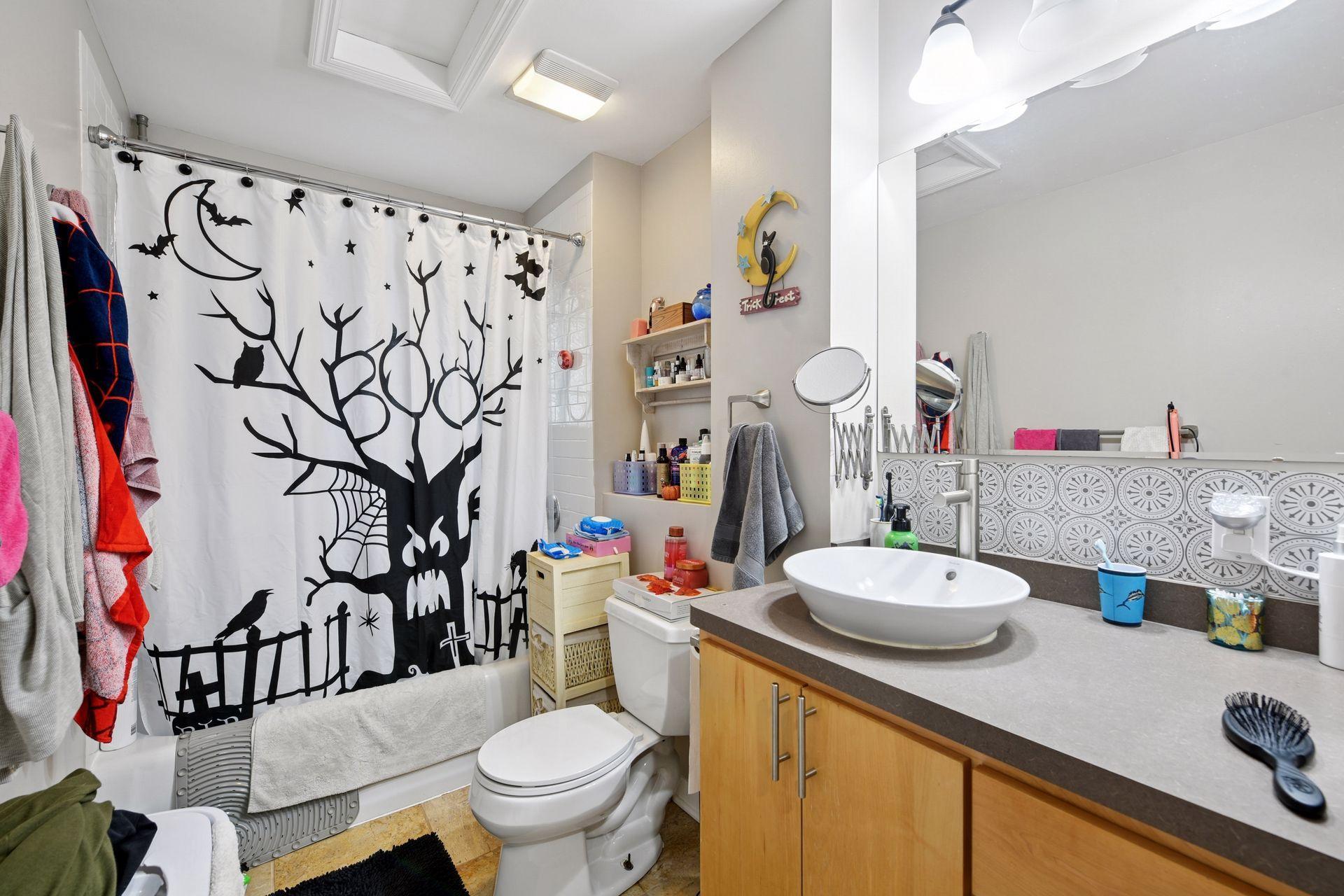 14 W 47th Street Property Photo 59