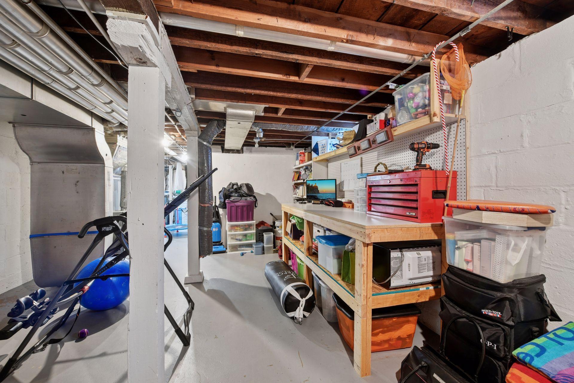 14 W 47th Street Property Photo 68