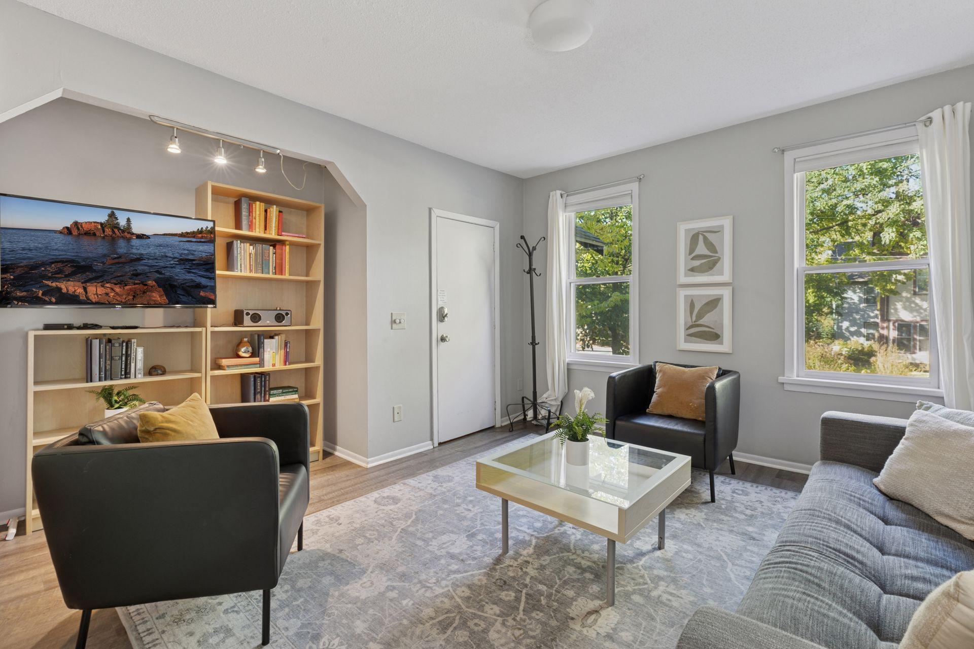 2619 S 7th Street Property Photo 5