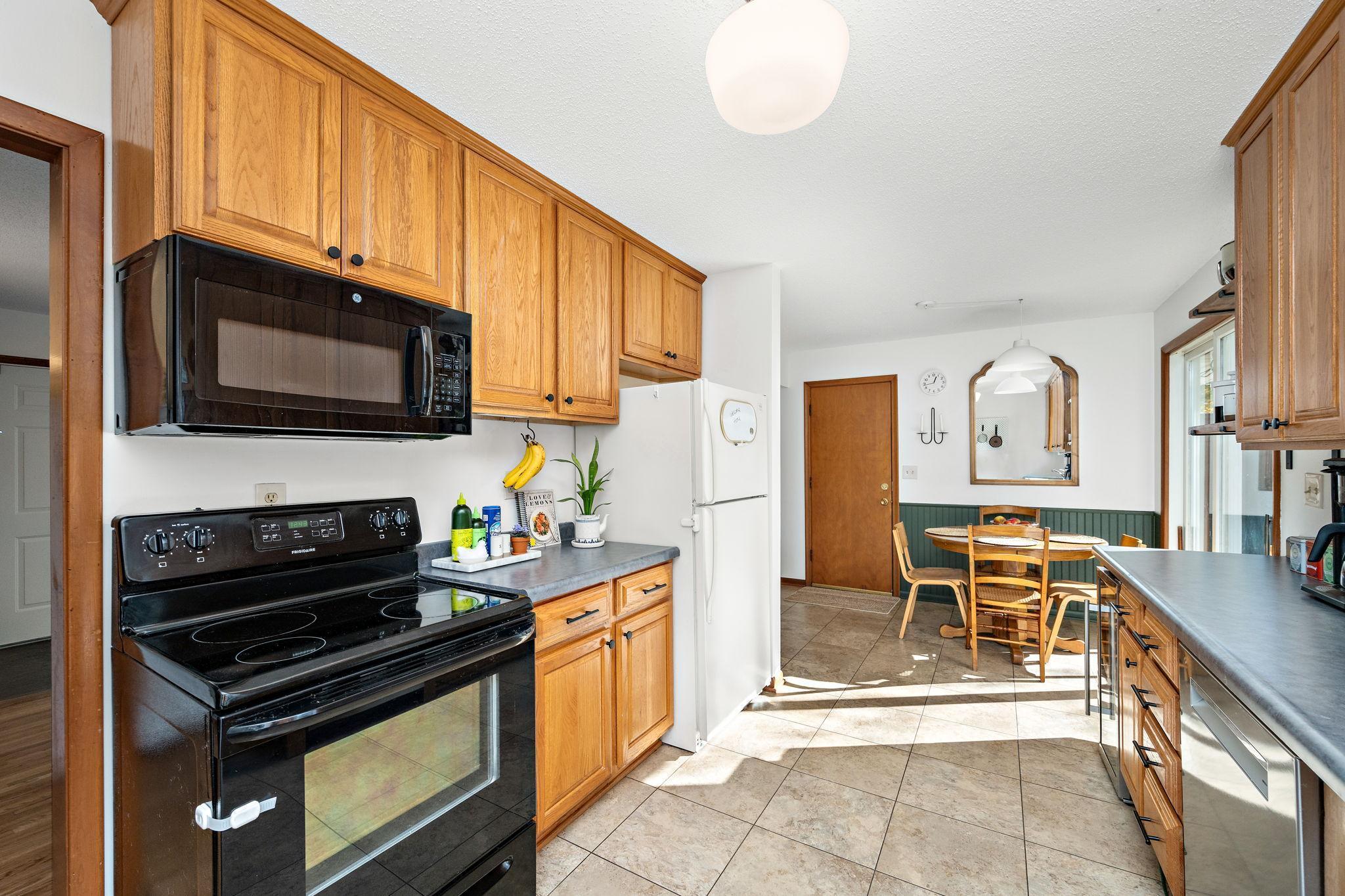 4625 Southmore Drive Property Photo 12