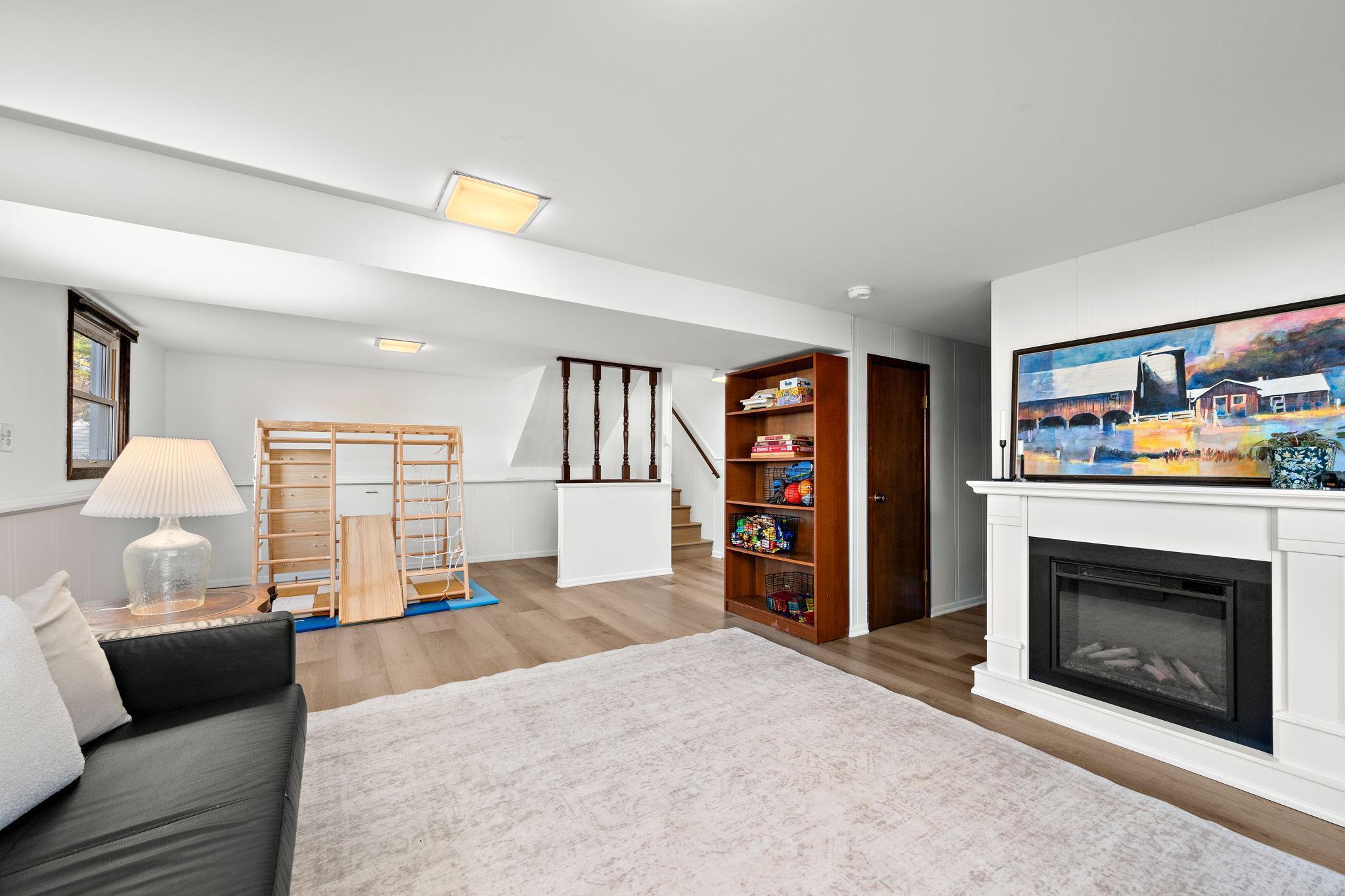 4625 Southmore Drive Property Photo 19