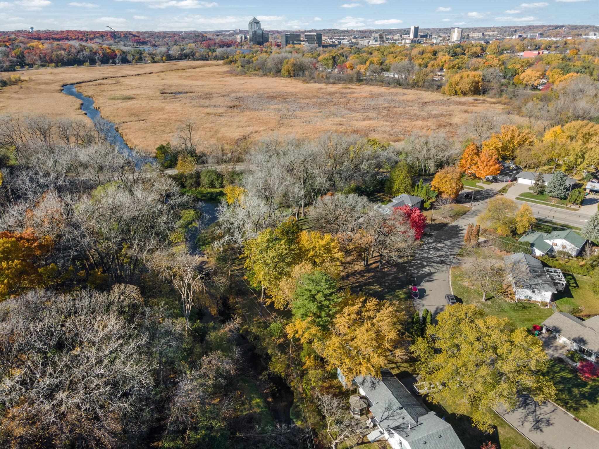 4625 Southmore Drive Property Photo 33