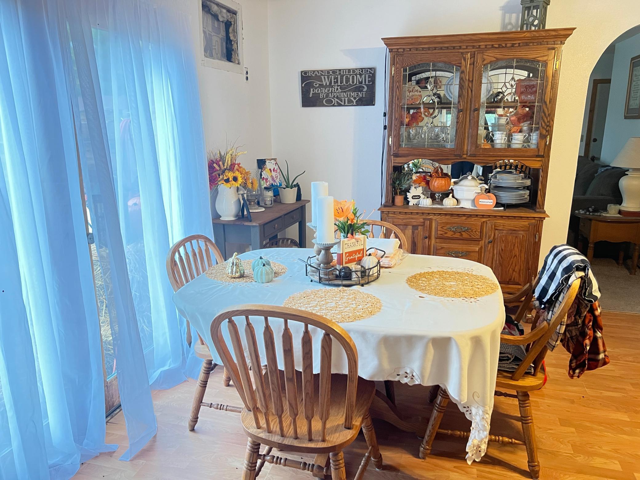 13330 Ermine Drive Property Photo 4