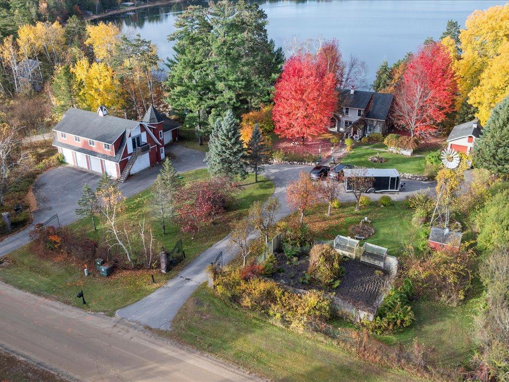 1635 & 1627 E Ponto Lake Road Property Photo 2