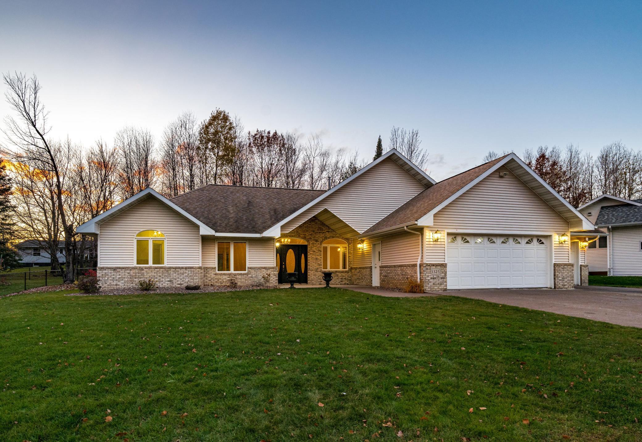 1325 22nd Street Property Photo 1