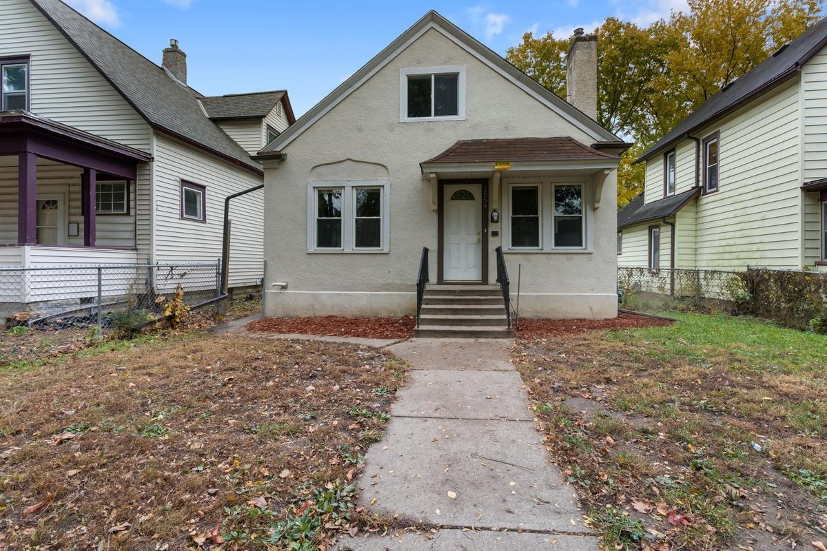 2954 Russell Avenue Property Photo 1