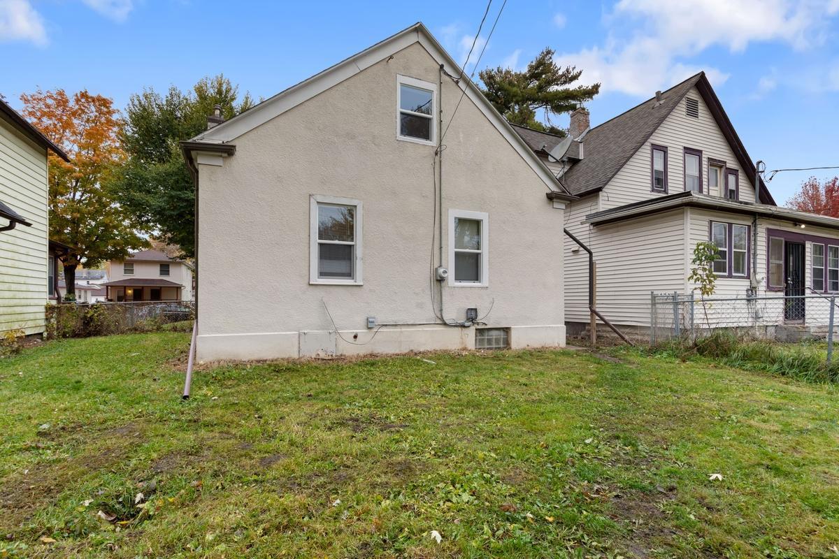 2954 Russell Avenue Property Photo 14