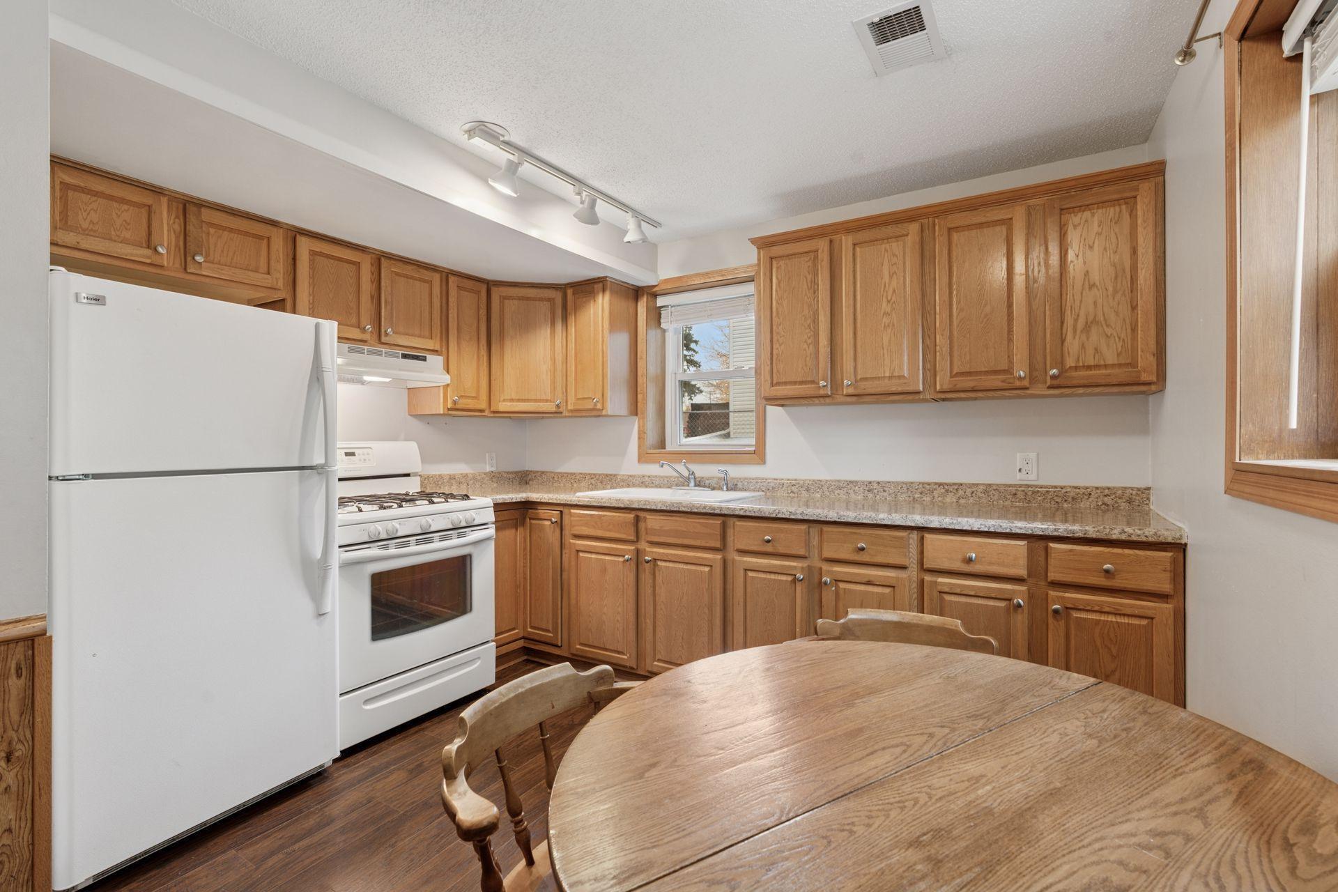 9104 Lexington Avenue Property Photo 2