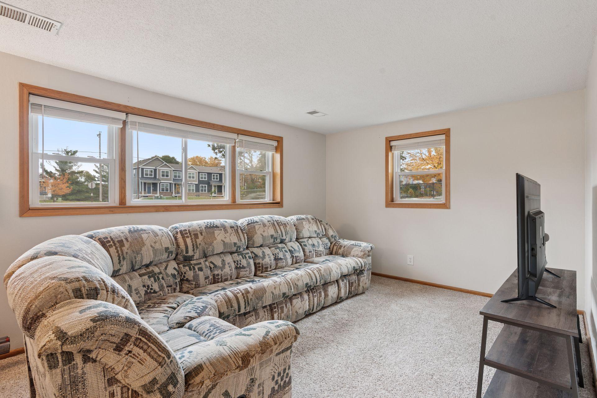 9104 Lexington Avenue Property Photo 3