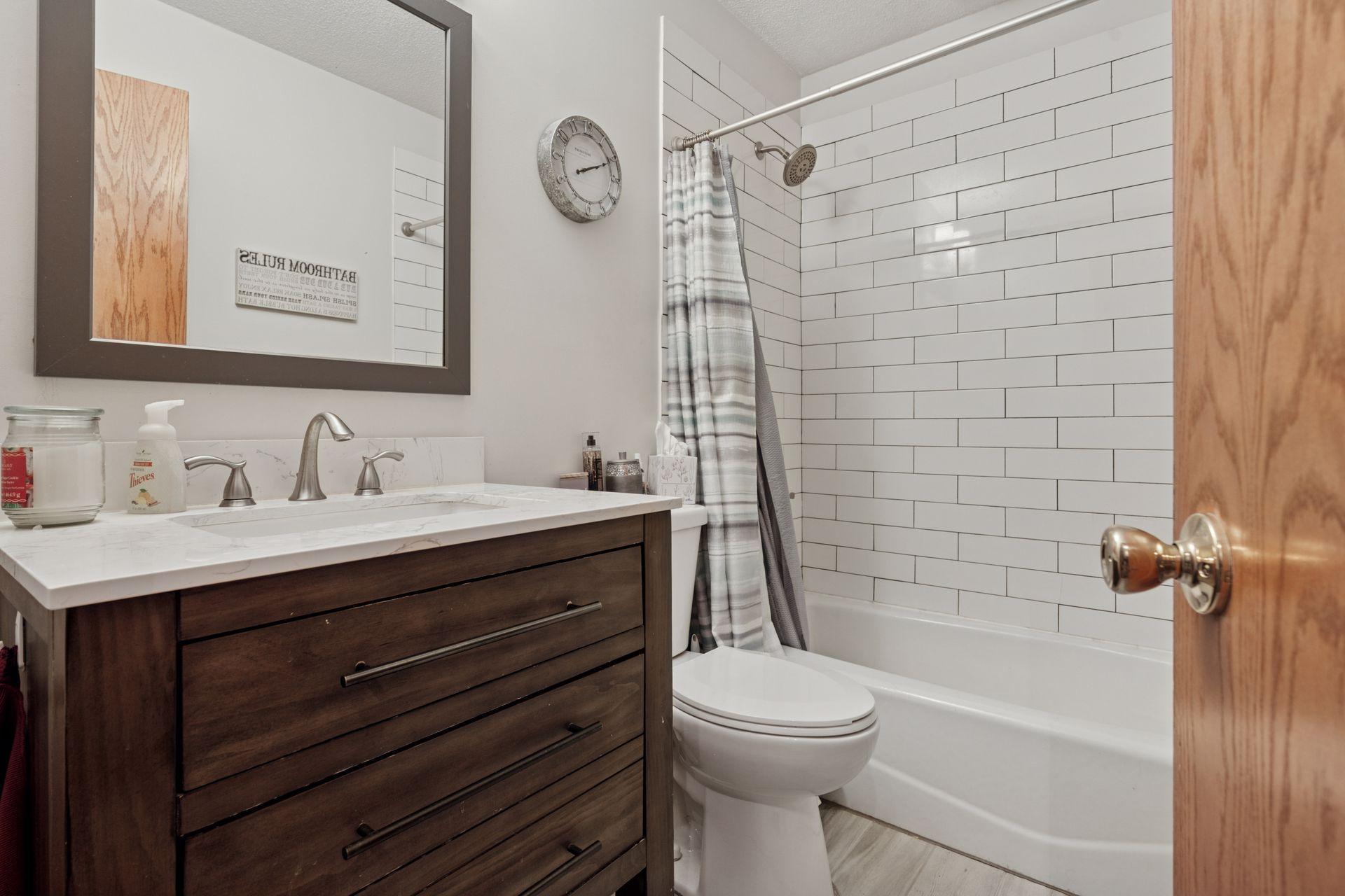 9104 Lexington Avenue Property Photo 4