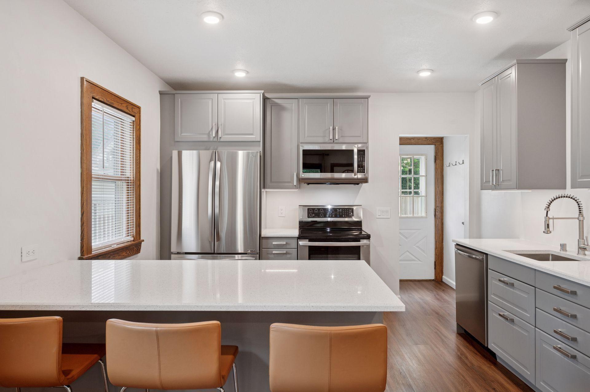 1436 Almond Avenue Property Photo 7