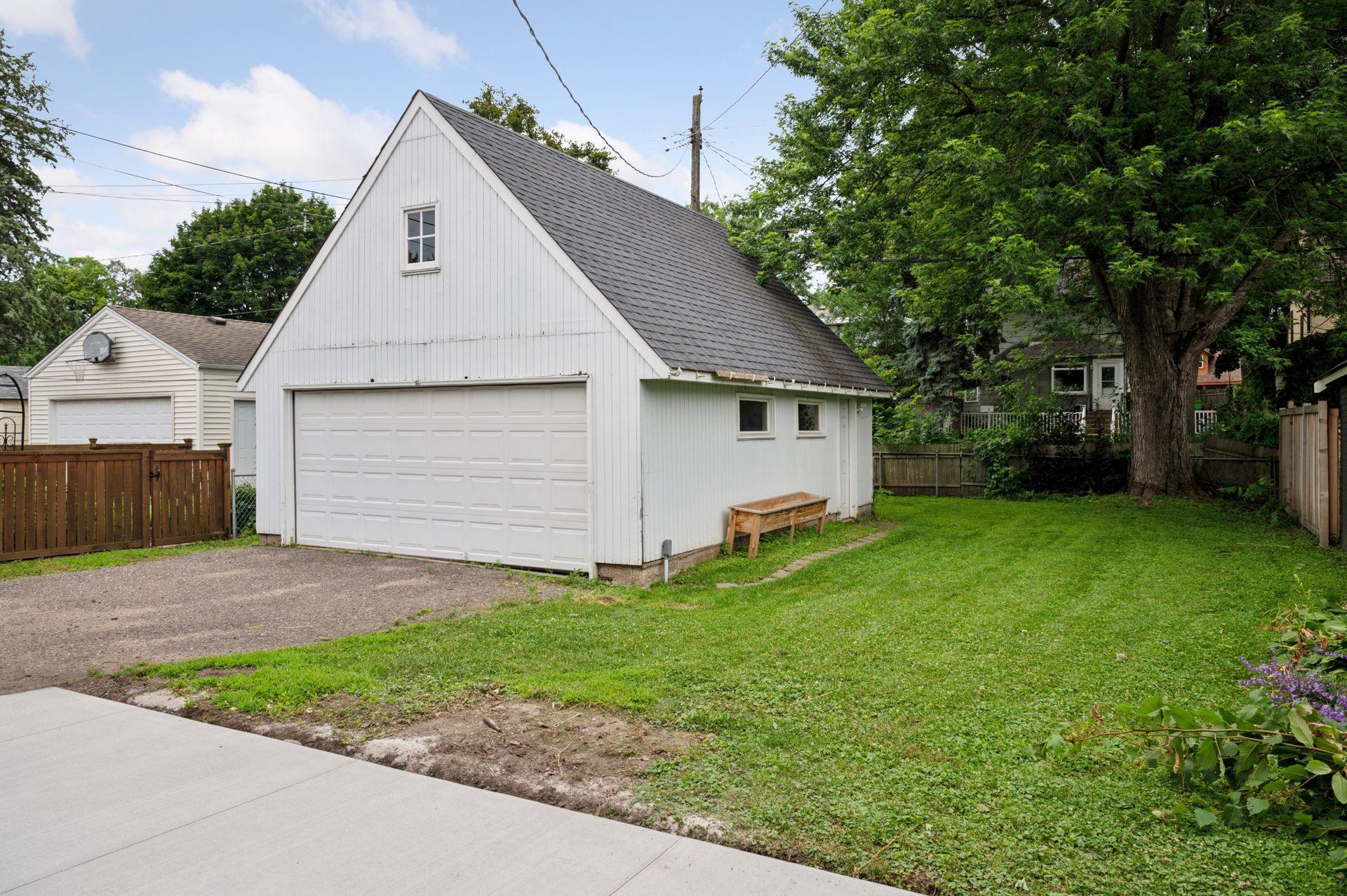 1436 Almond Avenue Property Photo 24