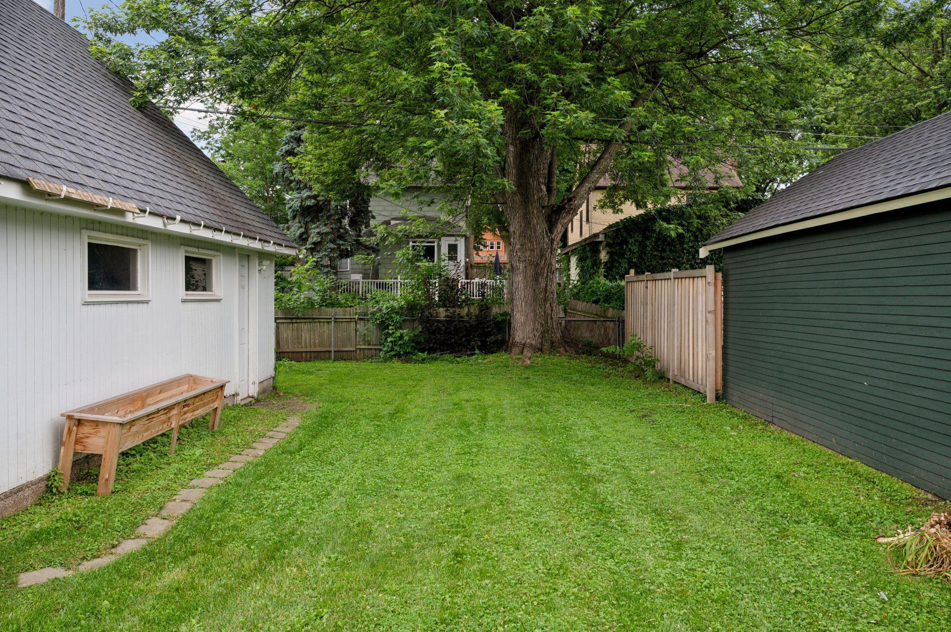 1436 Almond Avenue Property Photo 25