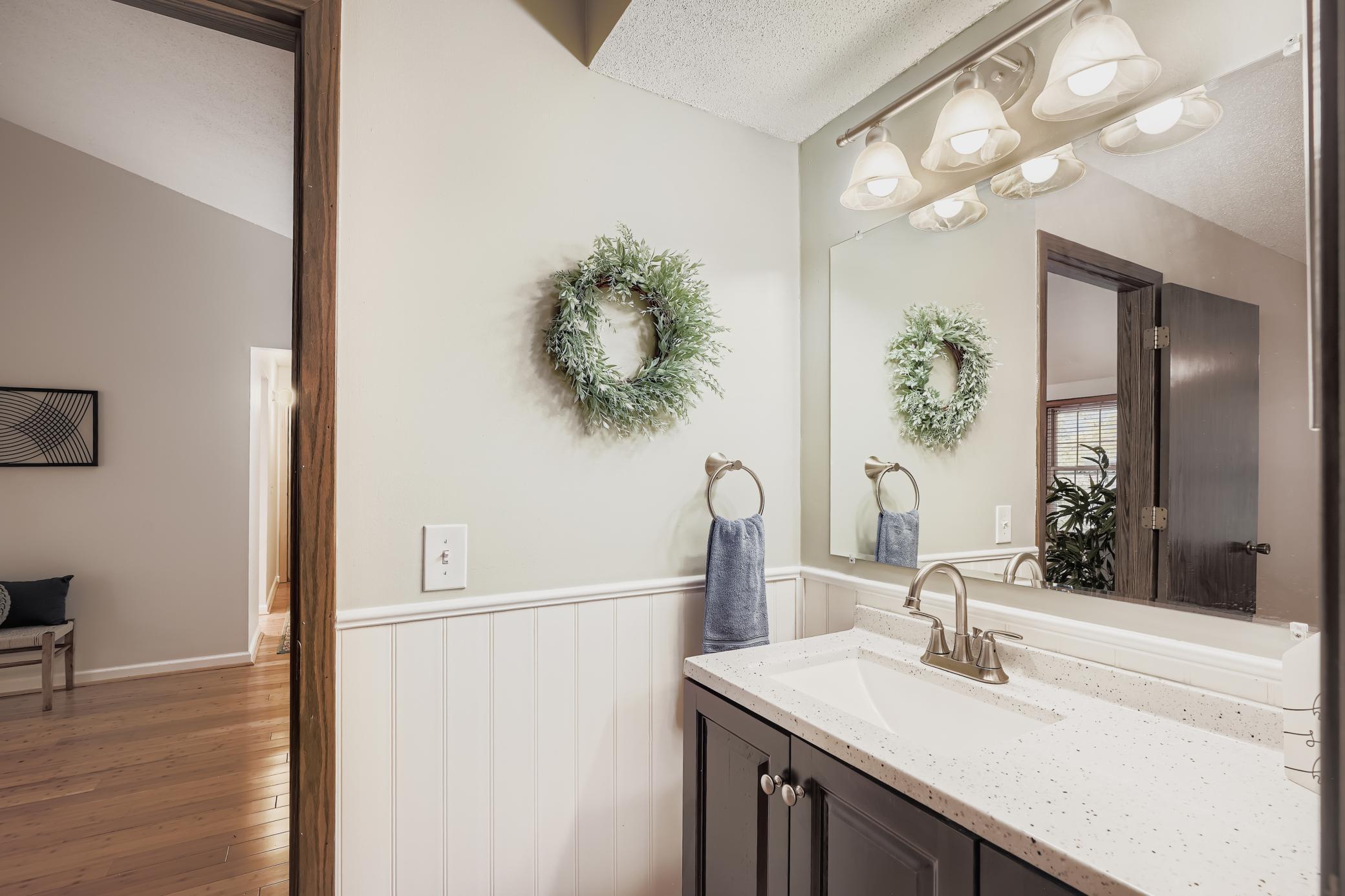 4406 Cedar Lake Road 7 Property Photo 13