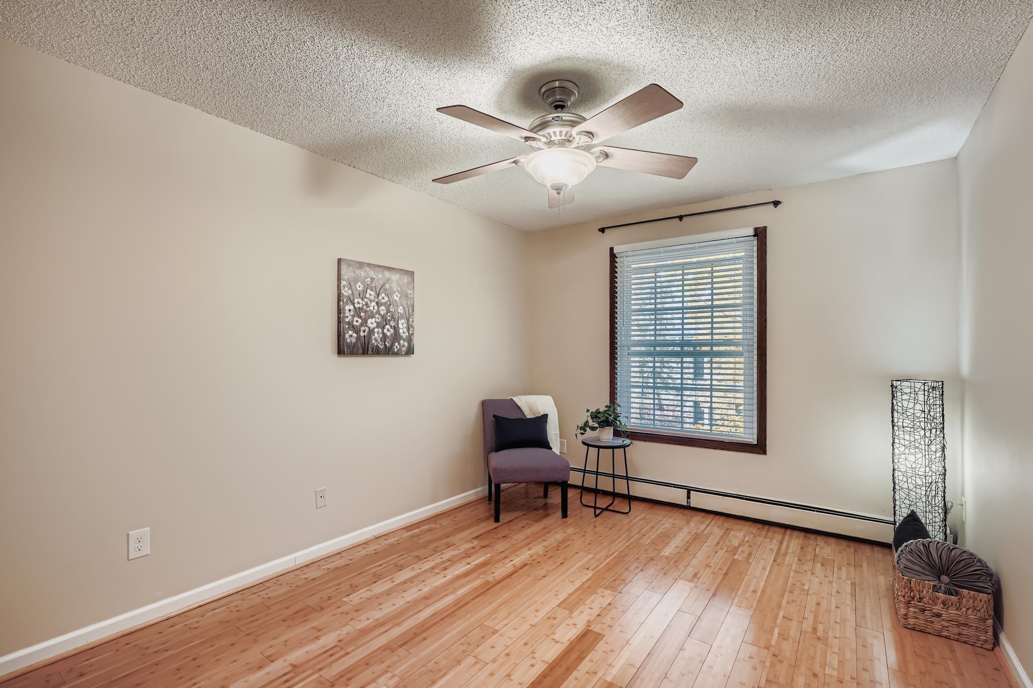 4406 Cedar Lake Road 7 Property Photo 17