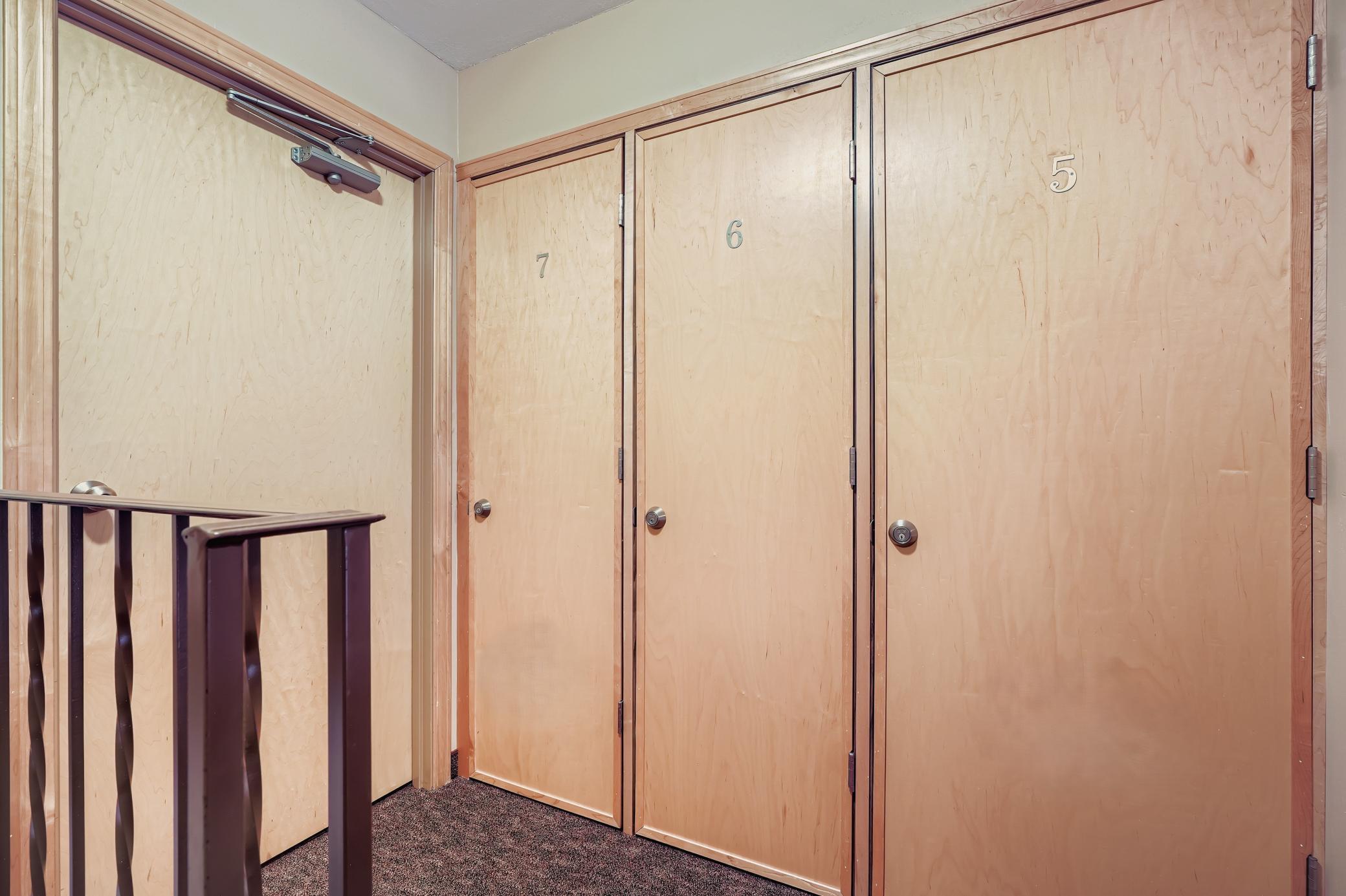 4406 Cedar Lake Road 7 Property Photo 23