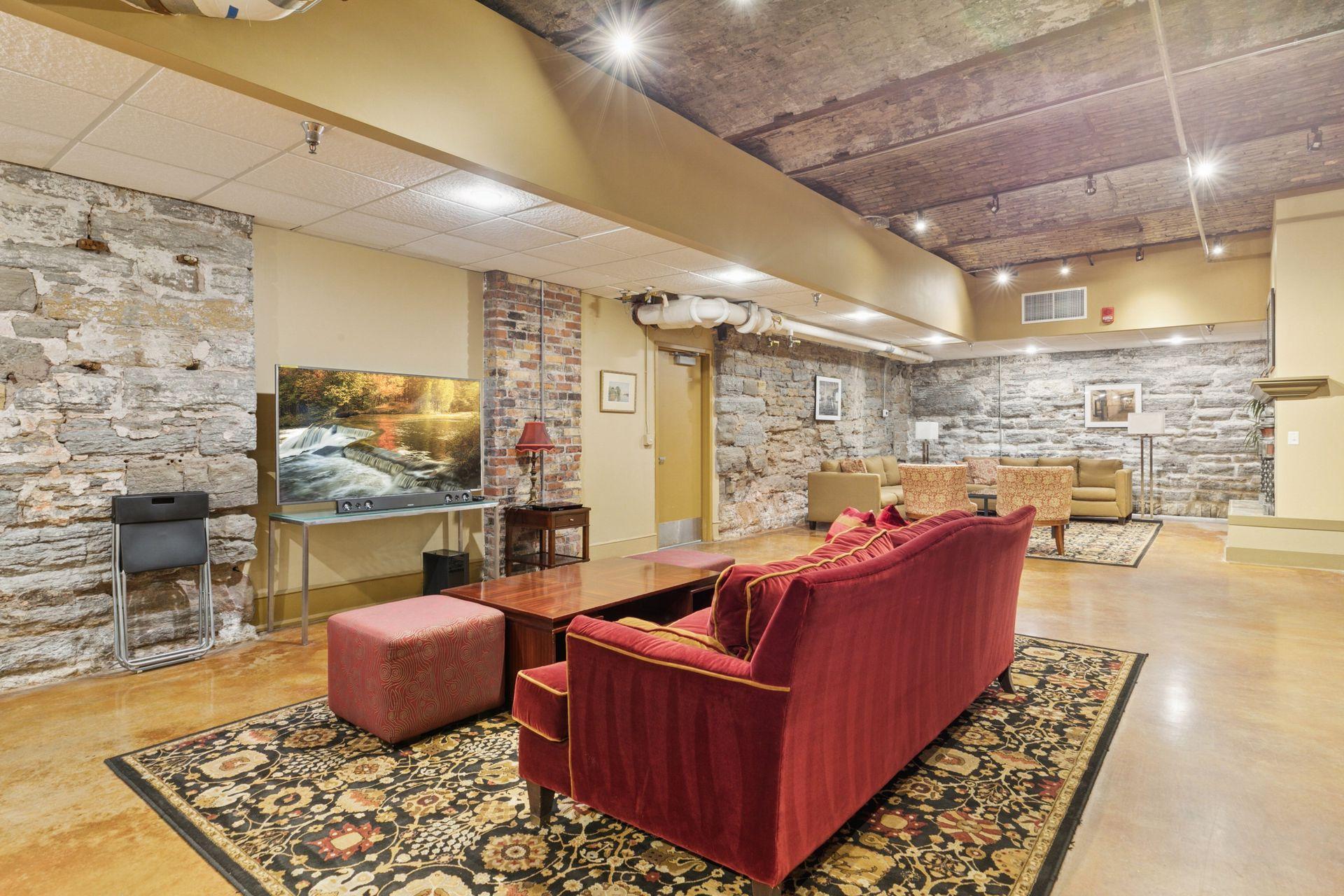 300 Wall Street 203 Property Photo 34