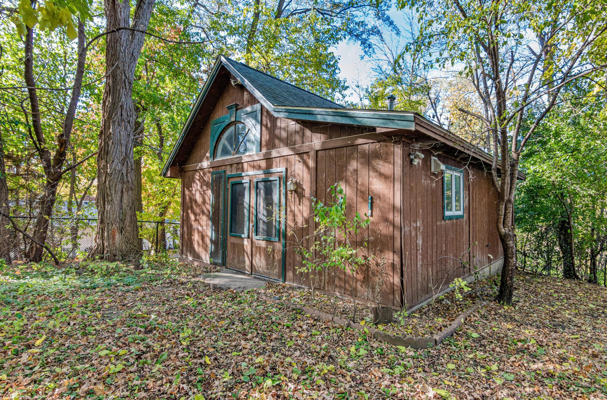 4024 Wood End Drive Property Photo 15