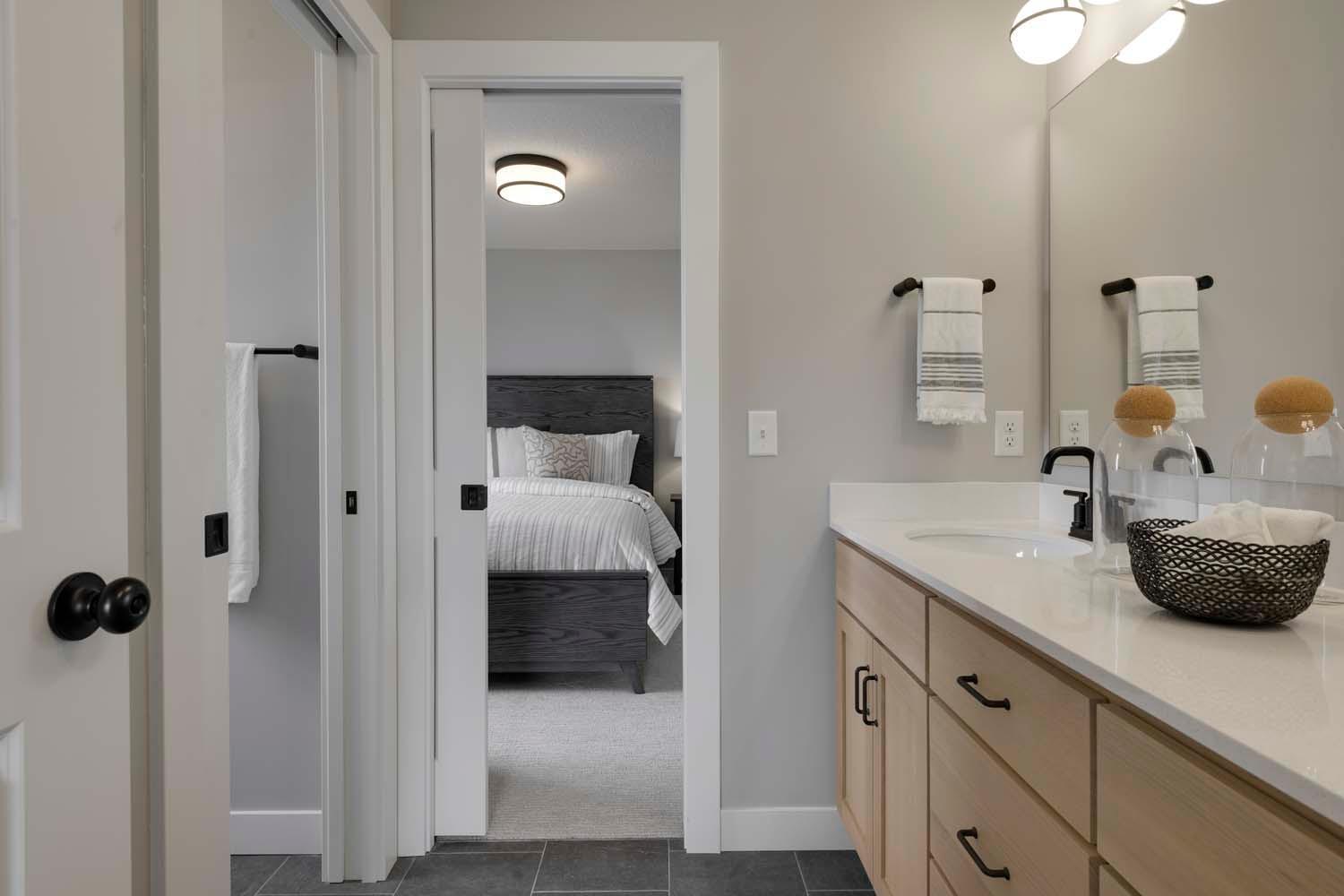 5593 Rolling Hills Parkway Property Photo 28