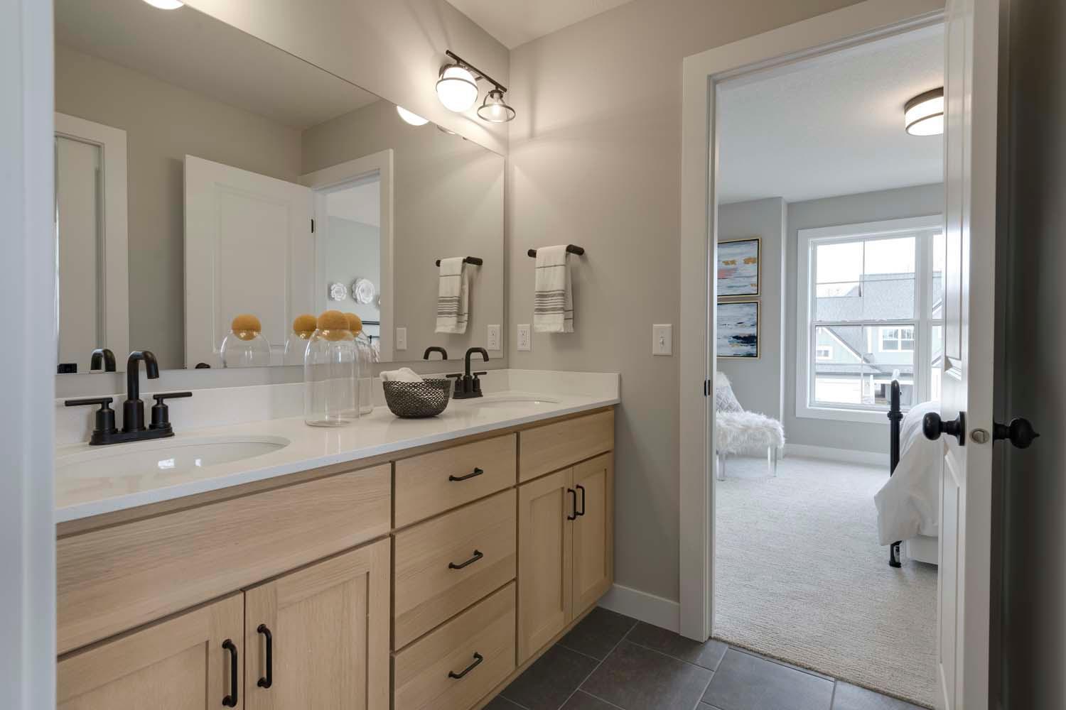 5593 Rolling Hills Parkway Property Photo 29