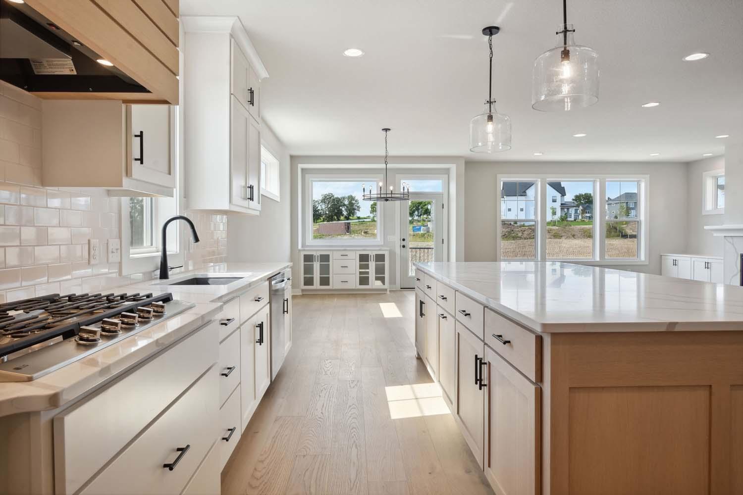 5512 Vista Trail Property Photo 2