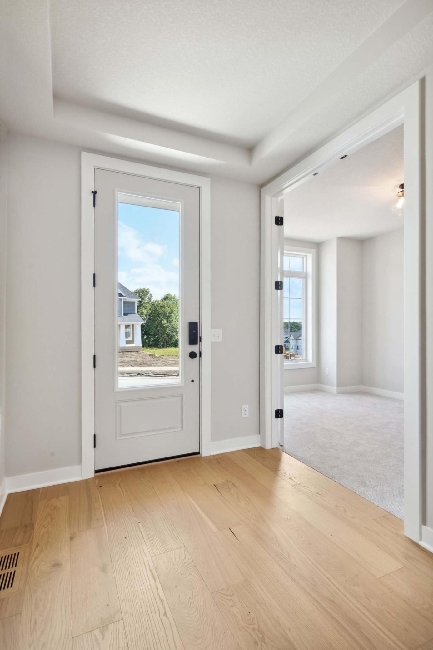 5512 Vista Trail Property Photo 4