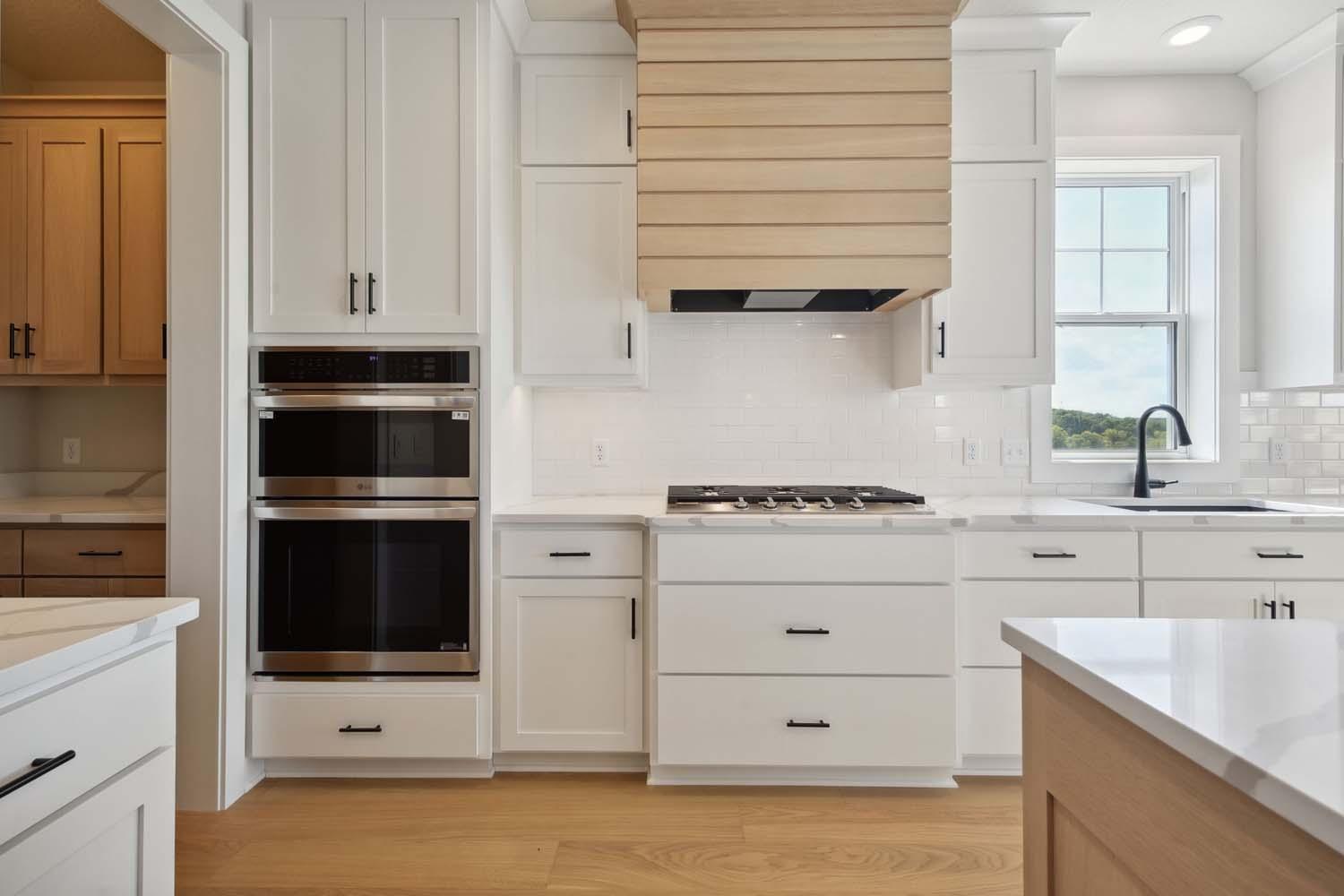 5512 Vista Trail Property Photo 11