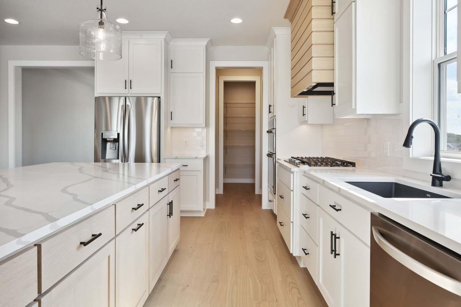 5512 Vista Trail Property Photo 12