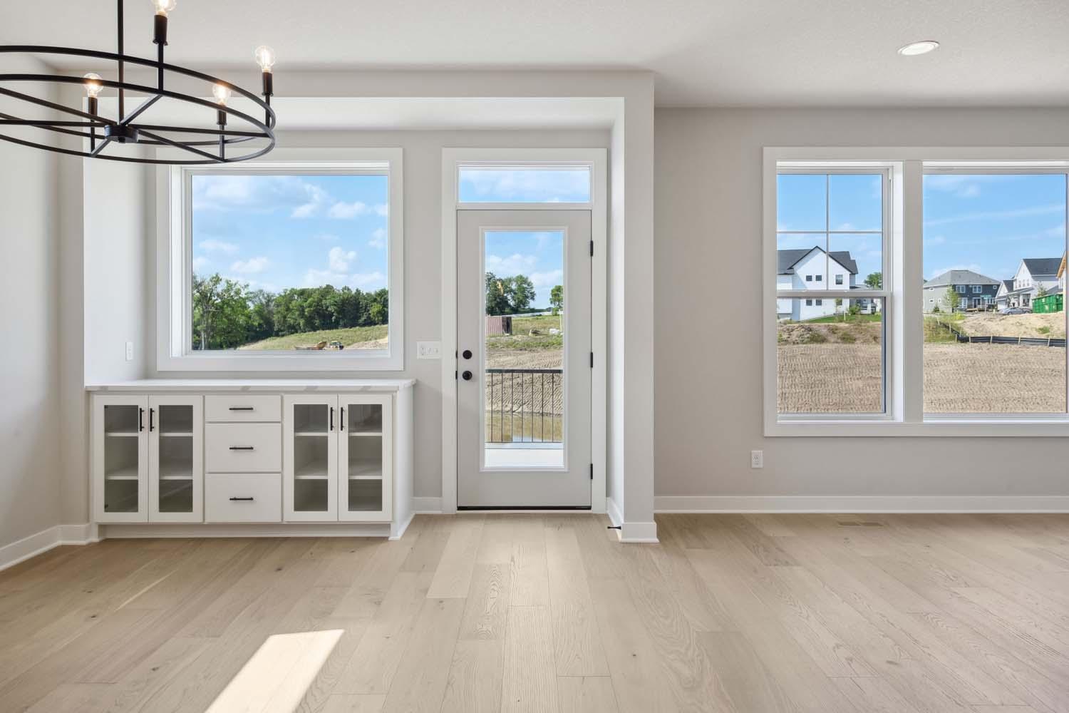 5512 Vista Trail Property Photo 14