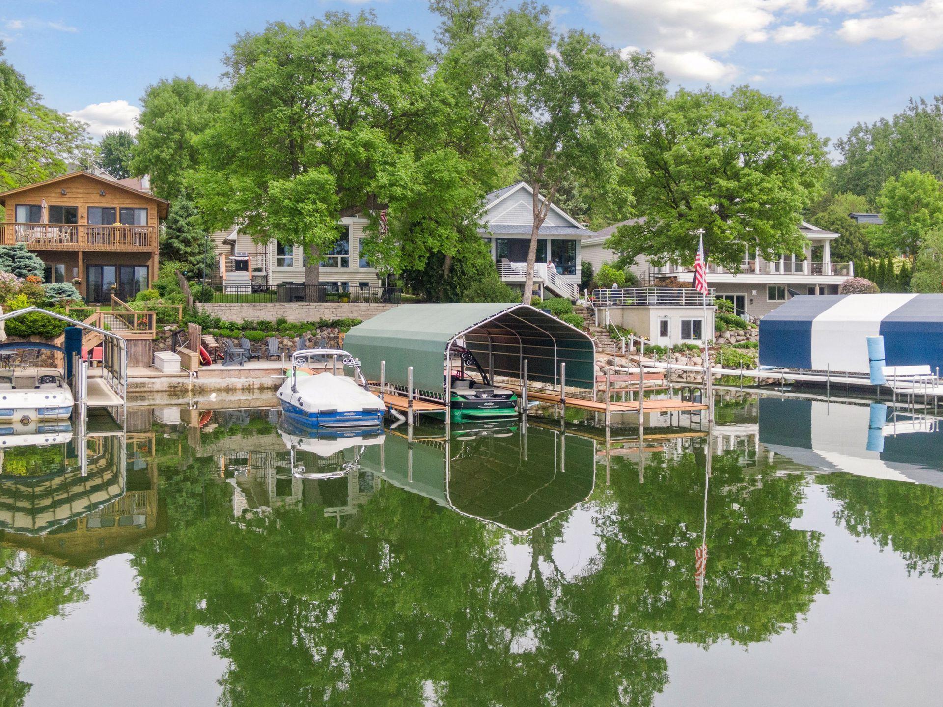 5125 Greenwood Circle Property Photo 8