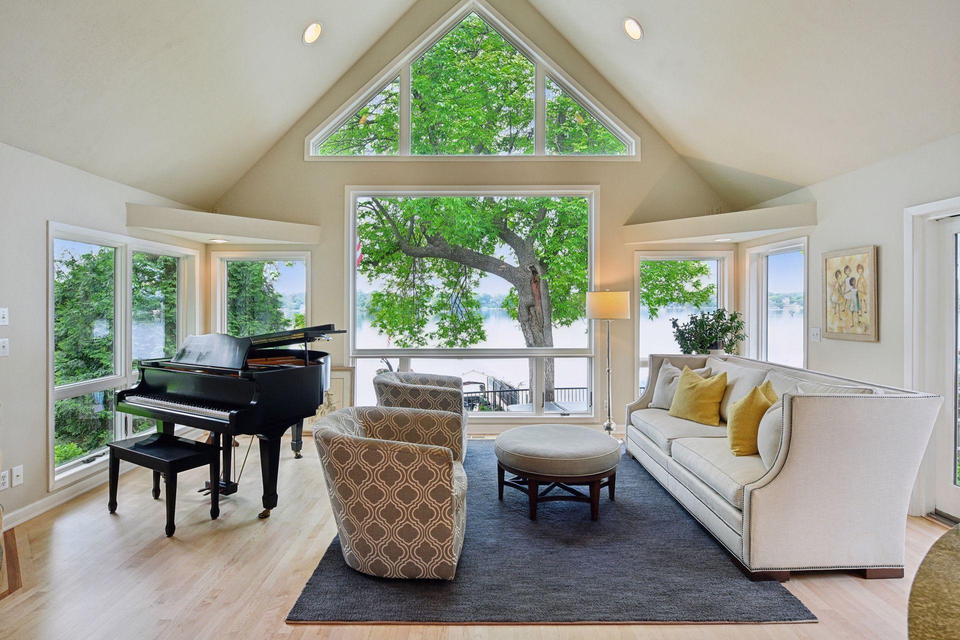 5125 Greenwood Circle Property Photo 11