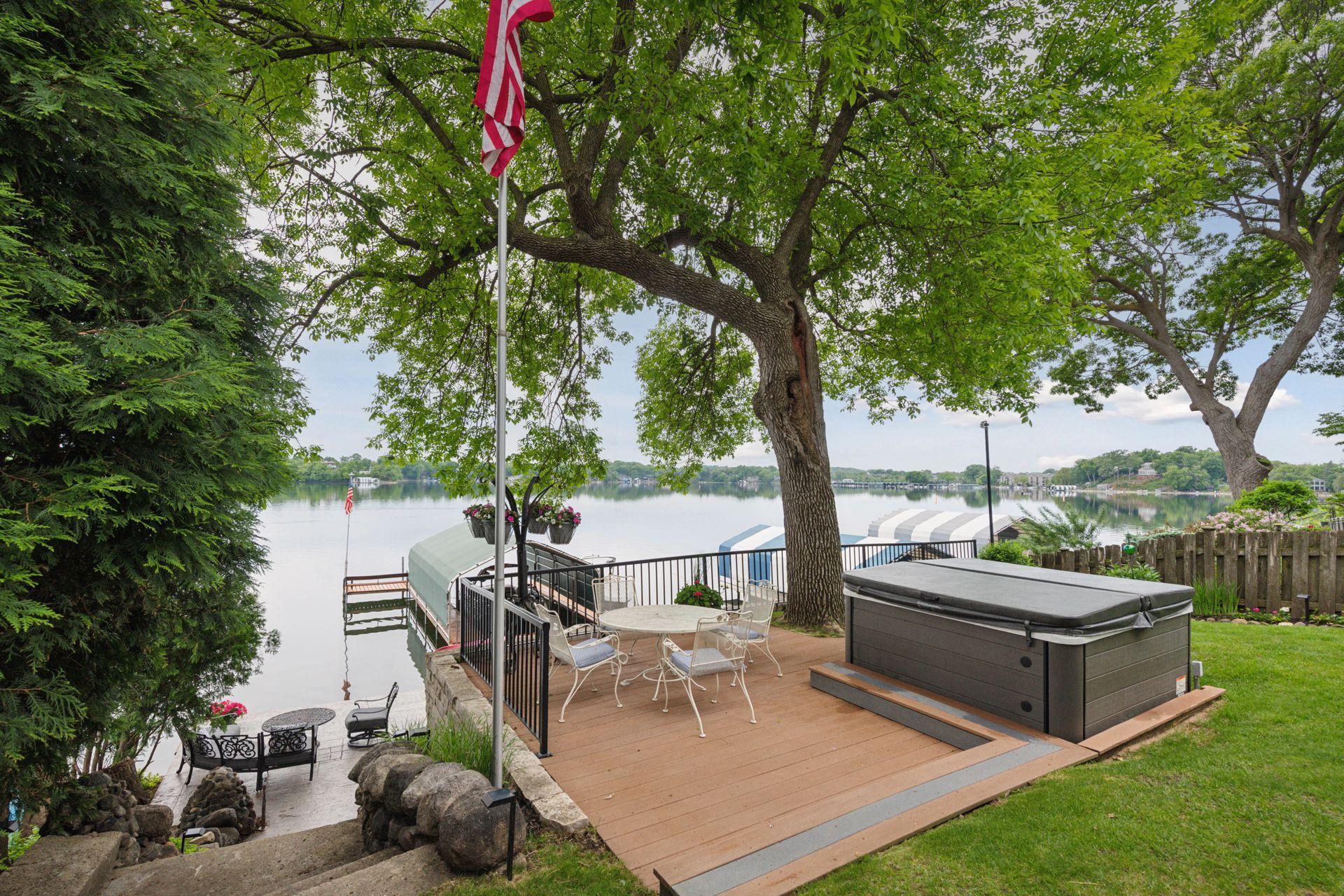 5125 Greenwood Circle Property Photo 23