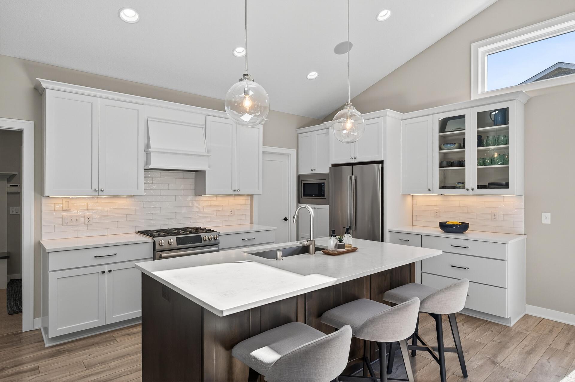 12381 Fletcher Drive Property Photo 6