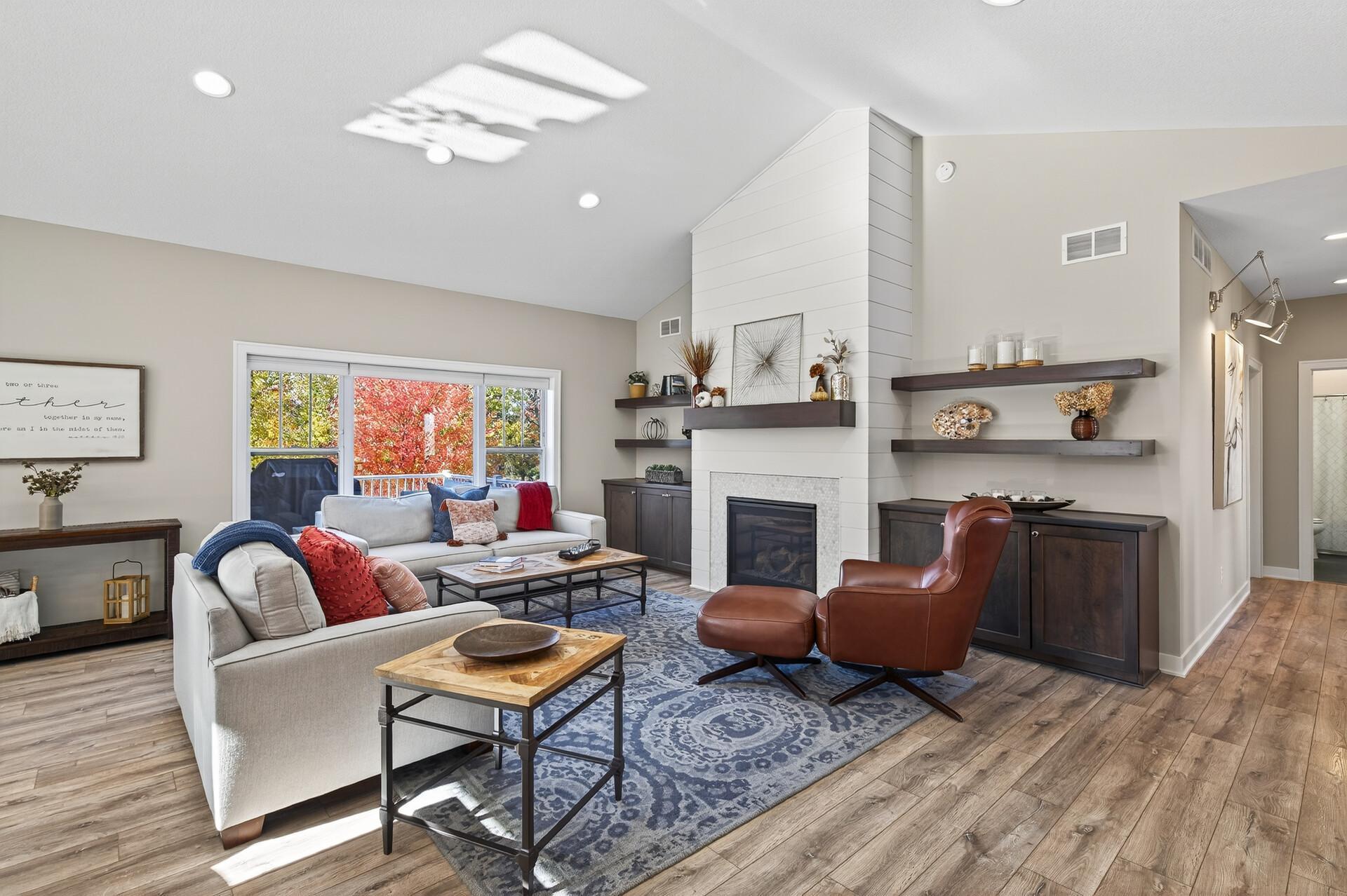 12381 Fletcher Drive Property Photo 8