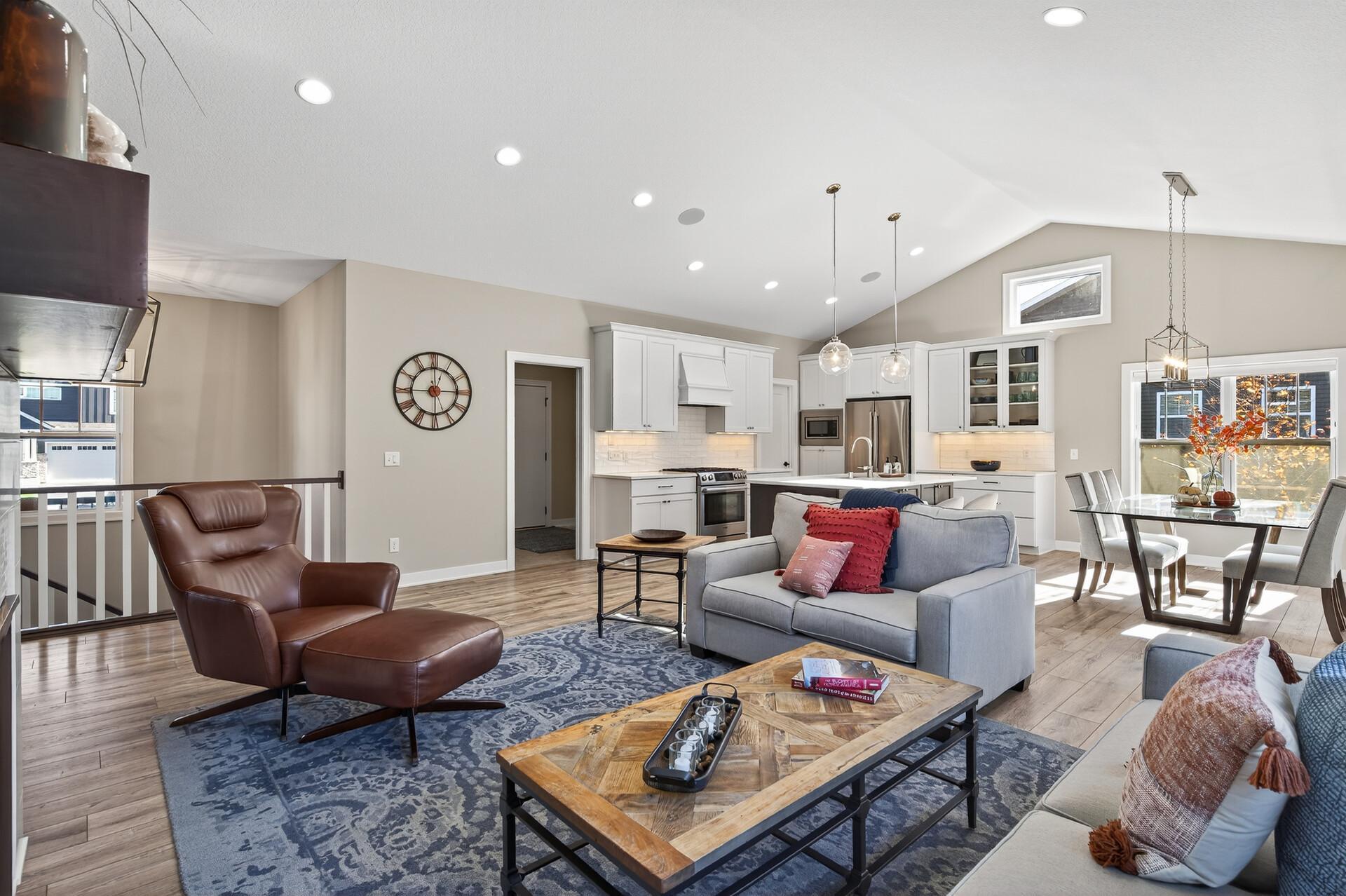 12381 Fletcher Drive Property Photo 12