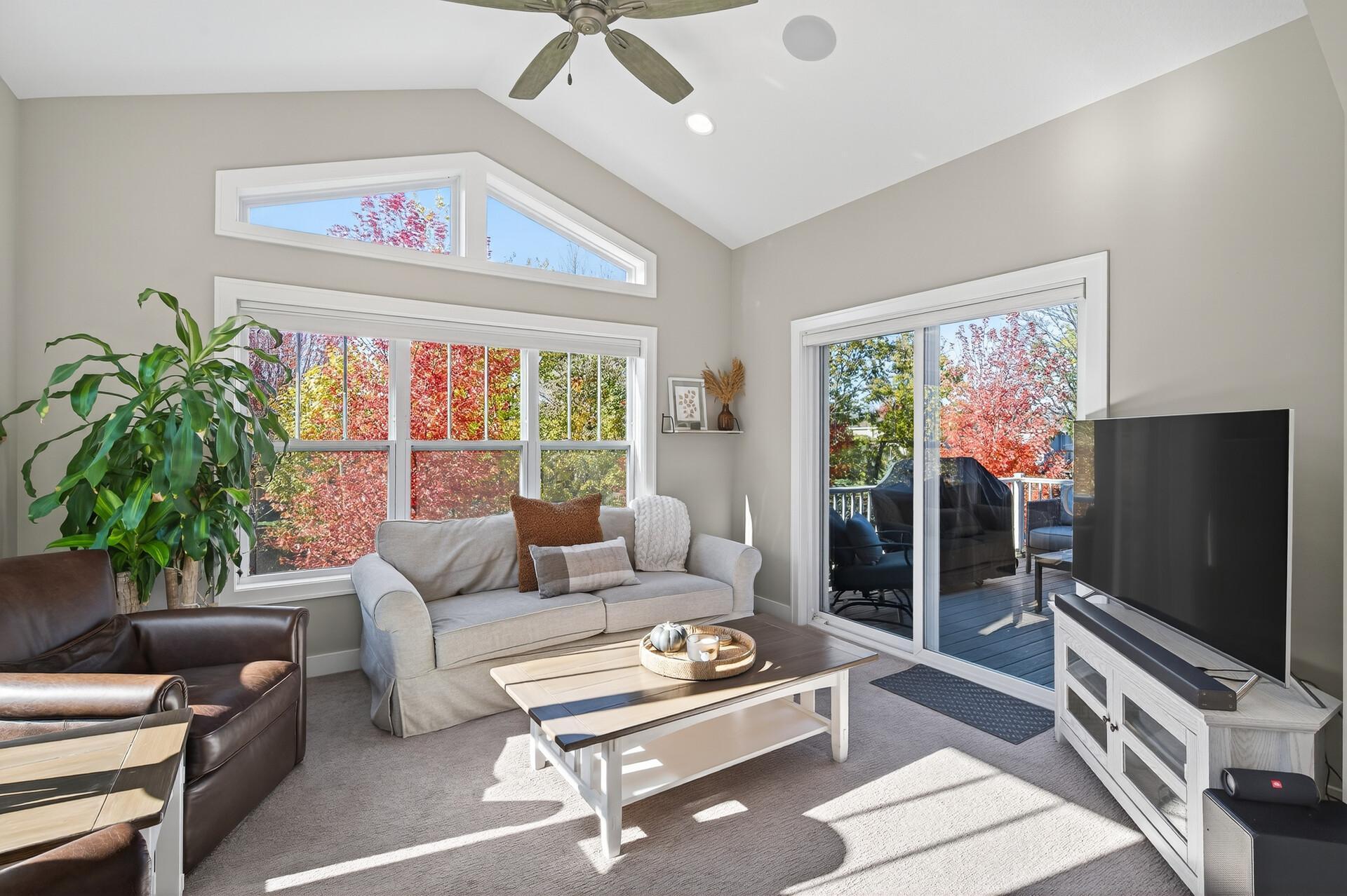 12381 Fletcher Drive Property Photo 16