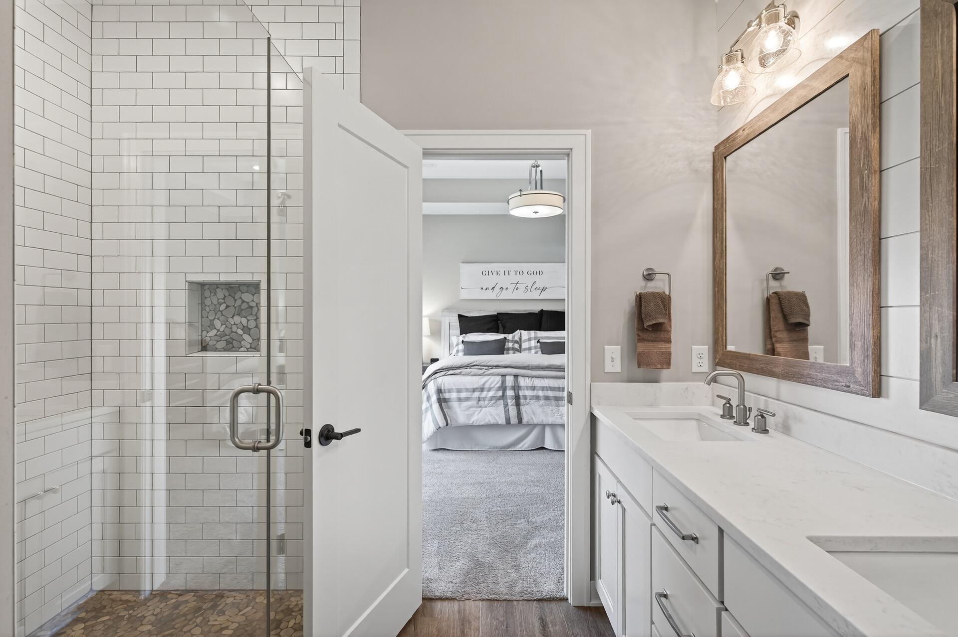 12381 Fletcher Drive Property Photo 24