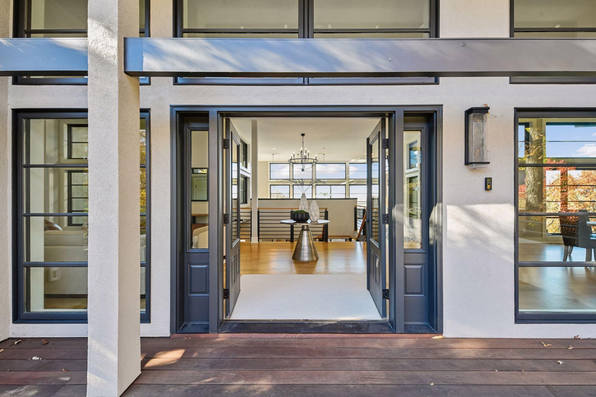 12 Overholt Pass Property Photo 18