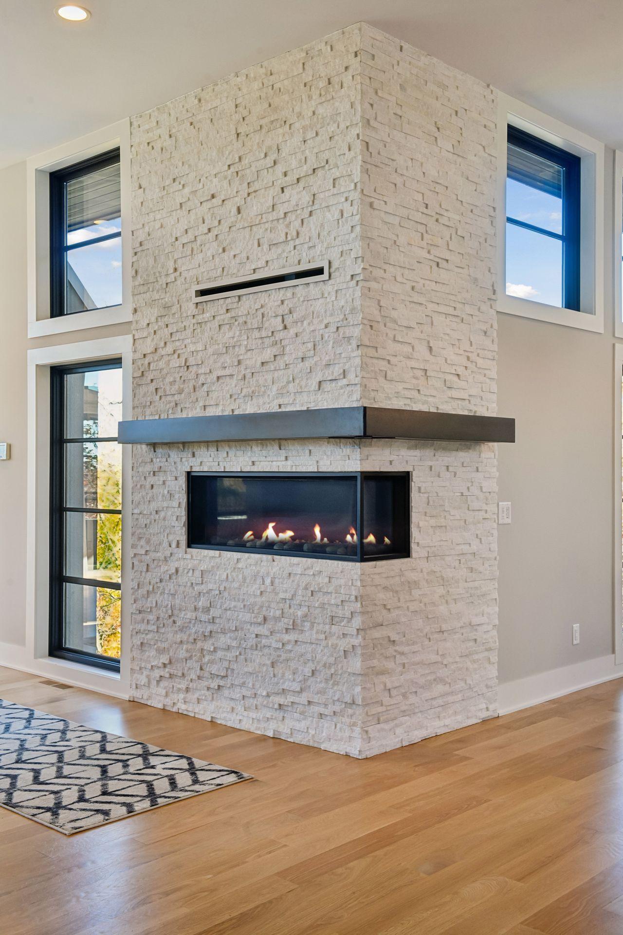 12 Overholt Pass Property Photo 22