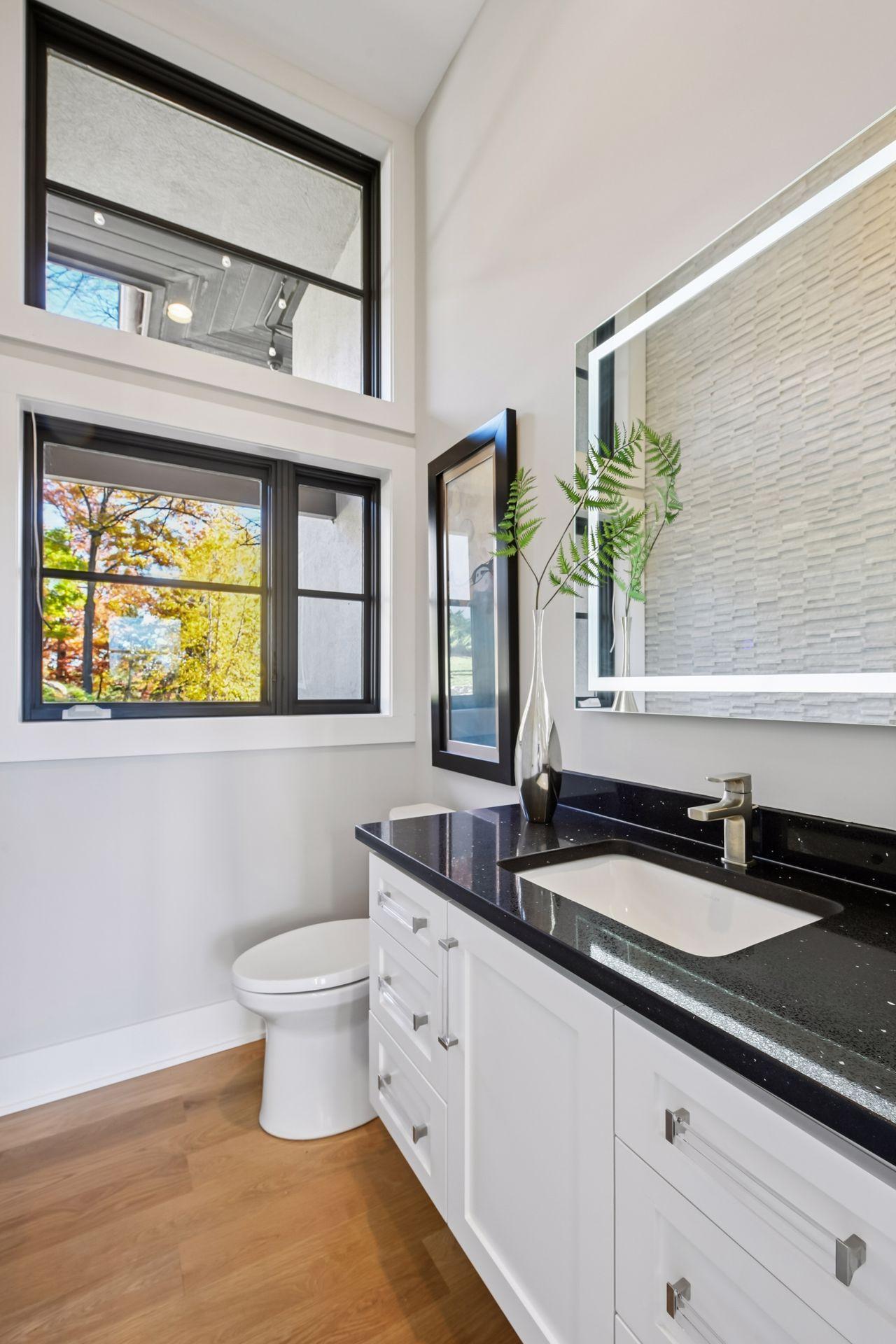 12 Overholt Pass Property Photo 47