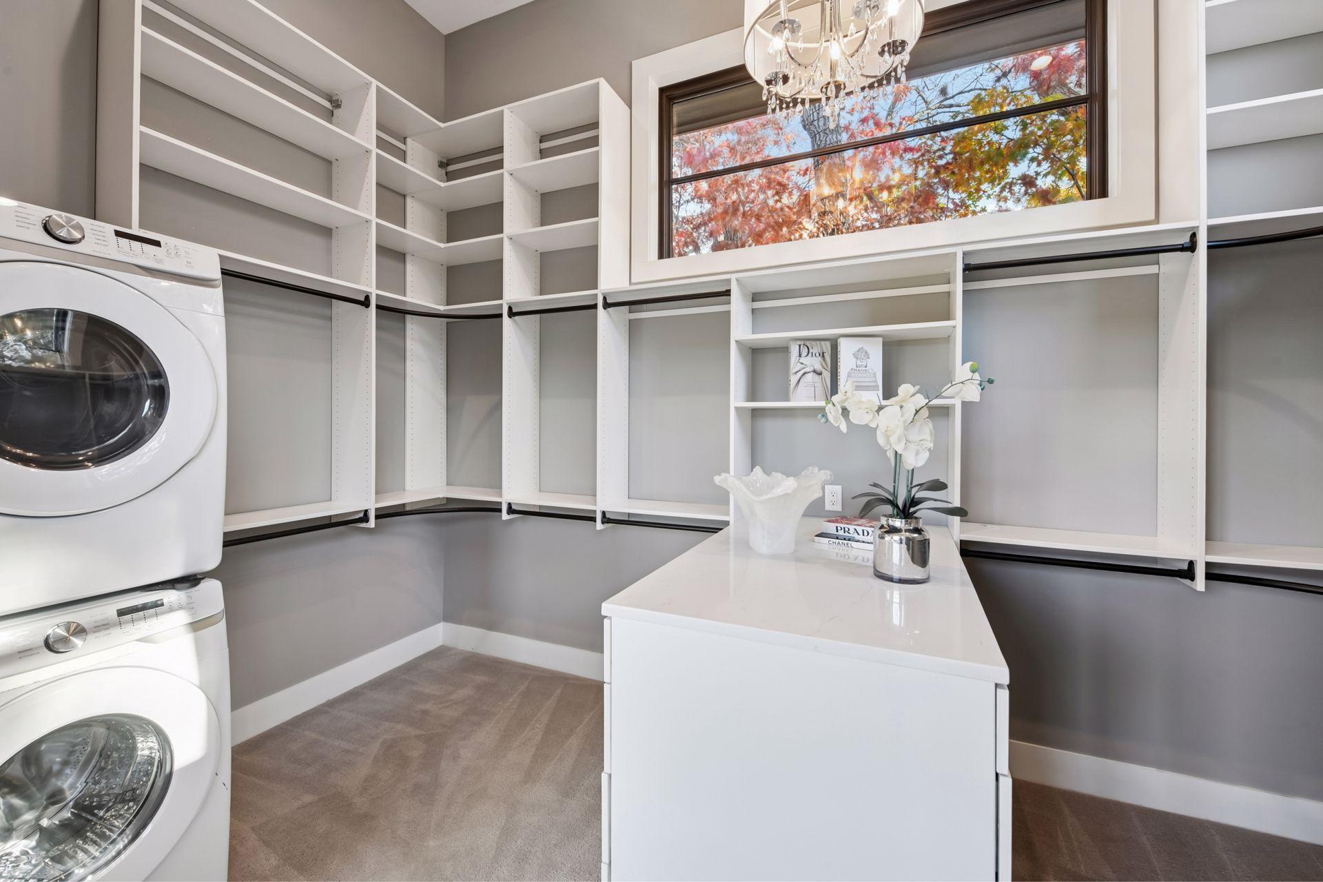 12 Overholt Pass Property Photo 52