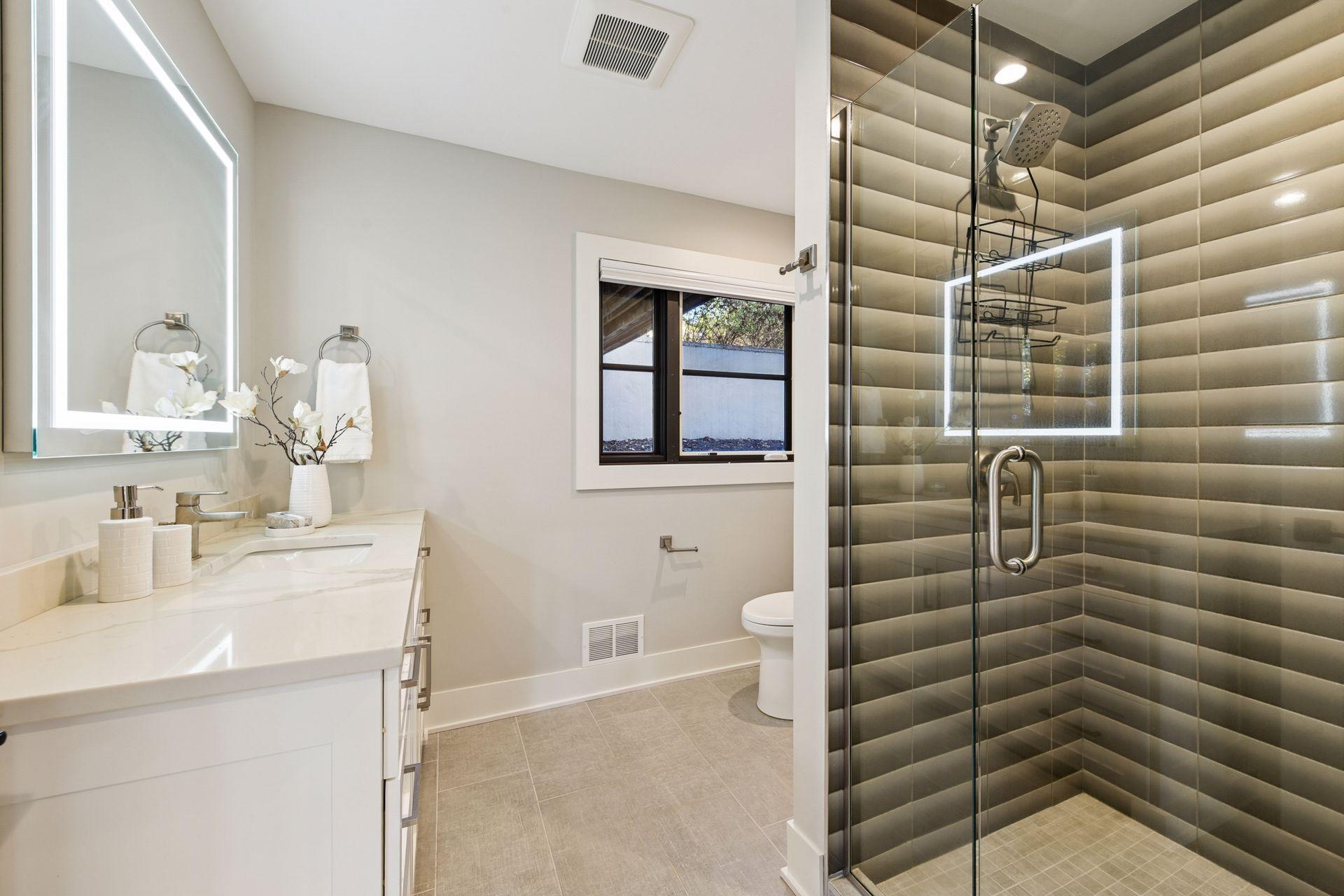 12 Overholt Pass Property Photo 65