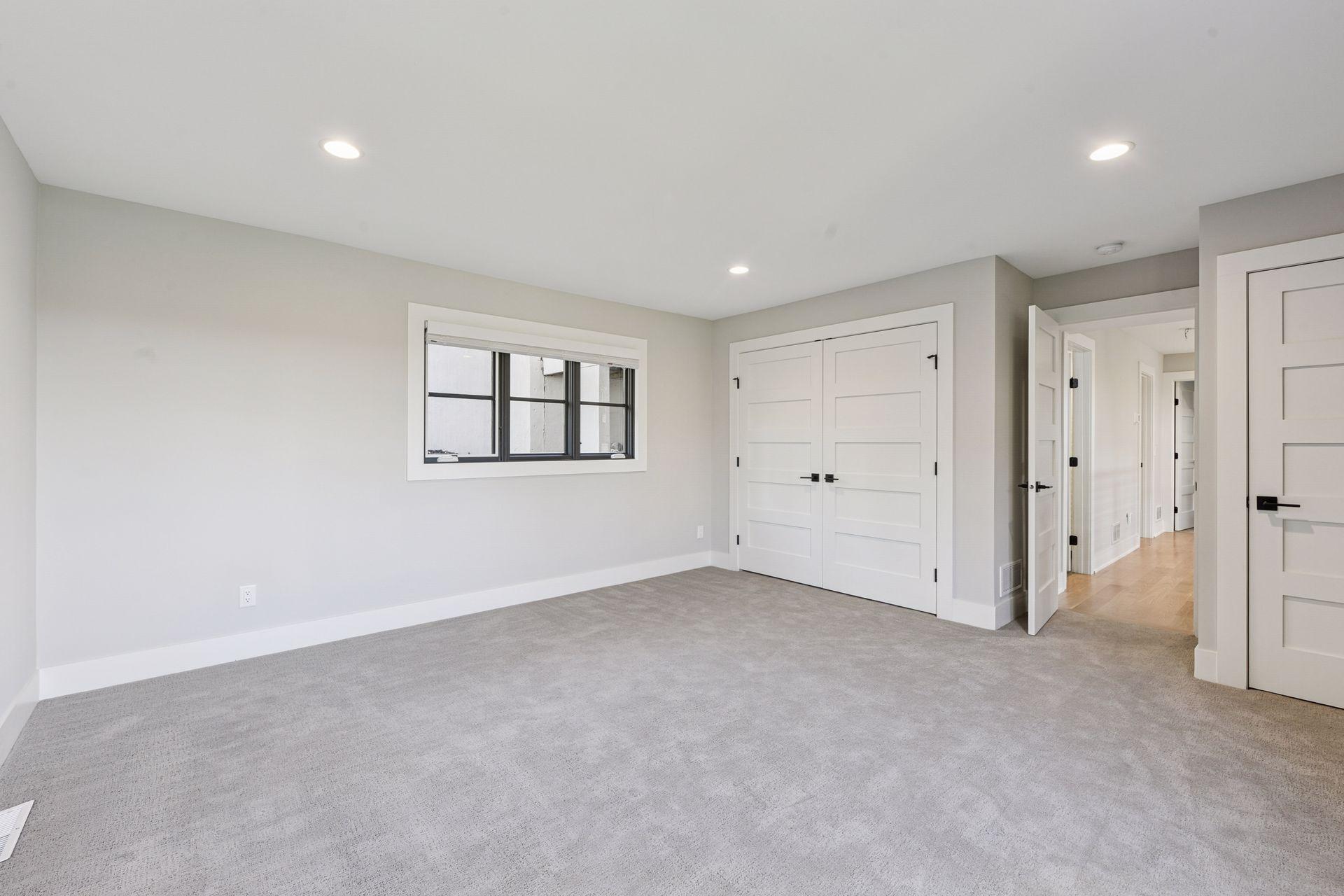 12 Overholt Pass Property Photo 67