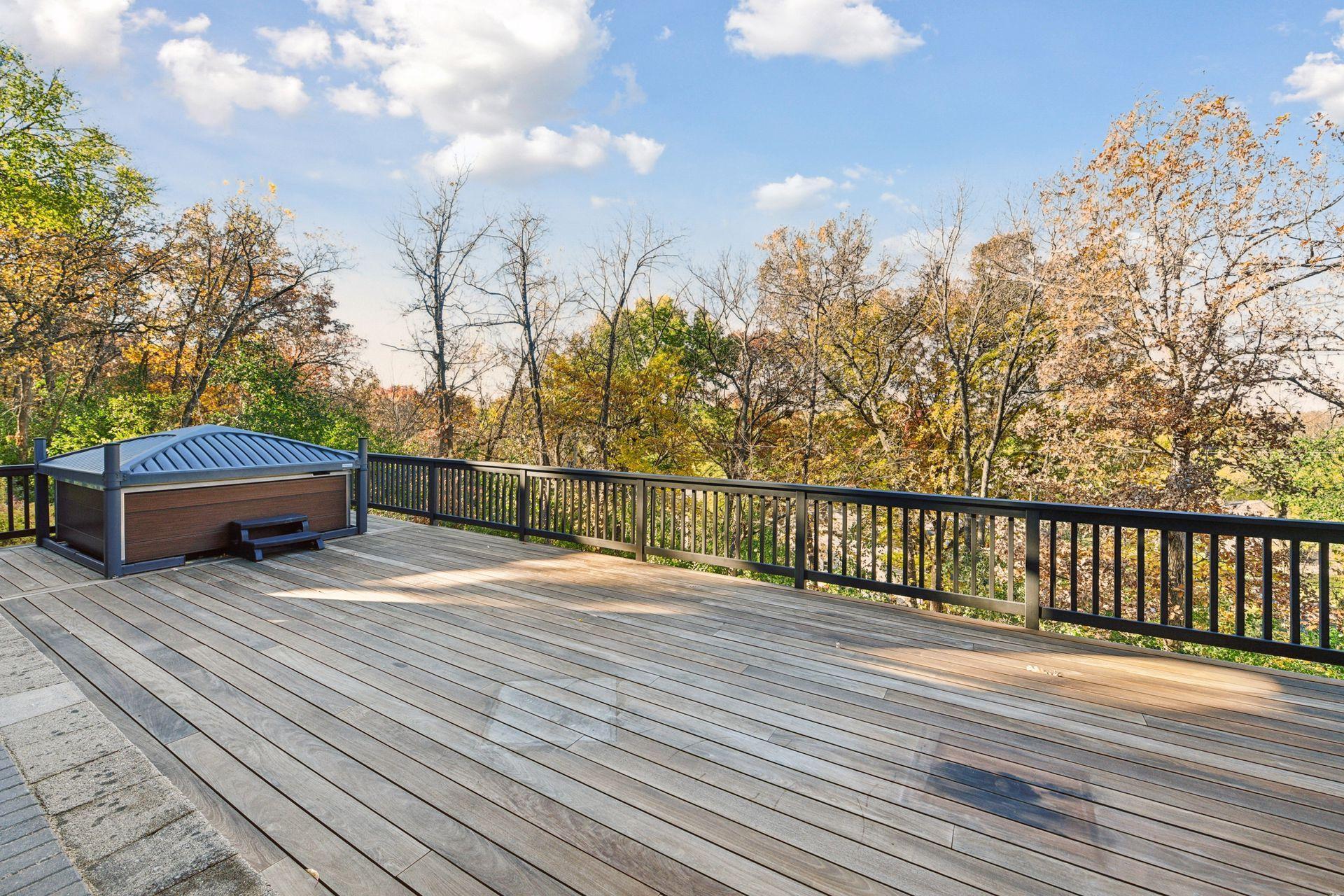 12 Overholt Pass Property Photo 74